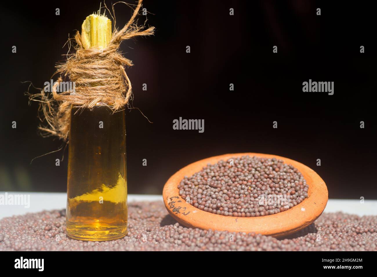 olio di semi di senape e di senape Foto Stock