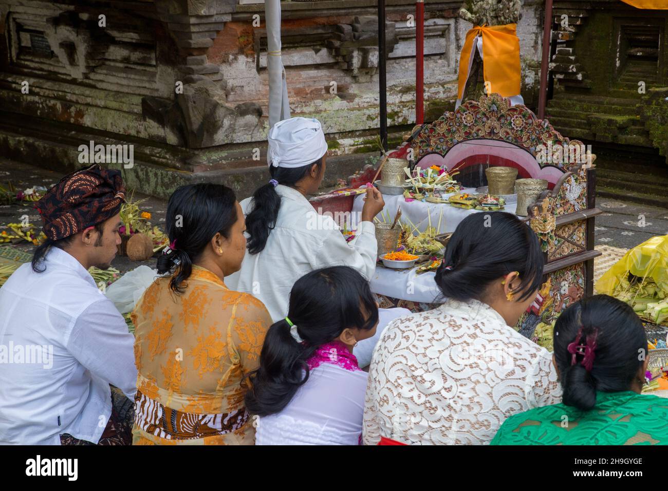 Cerimonia del Tempio Balinese a Ubud Foto Stock