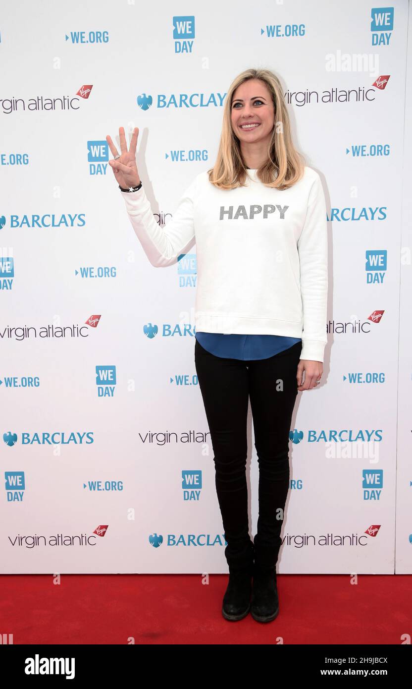 Holly Branson arriva al terzo We Day annuale a Wembley SSE, un evento di colloqui educativi che promuovono l'empowerment dei giovani in tutto il mondo Foto Stock