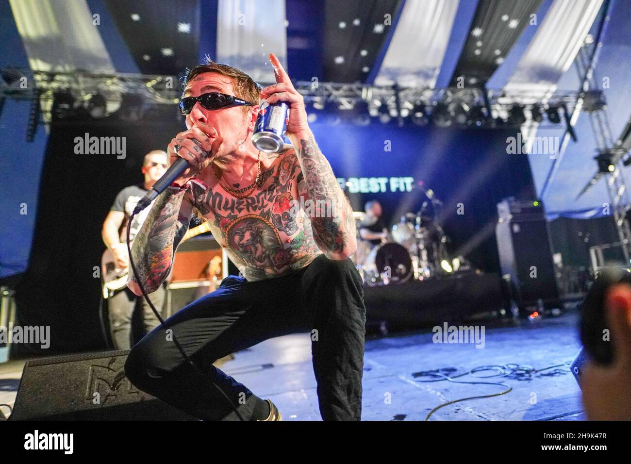 I Viagra Boys si esibiscono alla fine del 2019 del Road Festival a Larmer Tree Gardens a Dorset. Data foto: Domenica 1 settembre 2019. Il credito fotografico dovrebbe essere: Richard Grey/EMPICS Foto Stock