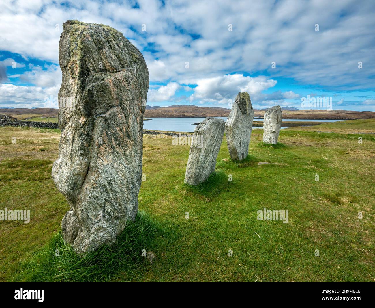 Antiche pietre calanais in piedi nel mese di maggio, Callanish, Isola di Lewis, Ebridi esterne, Scozia, REGNO UNITO Foto Stock