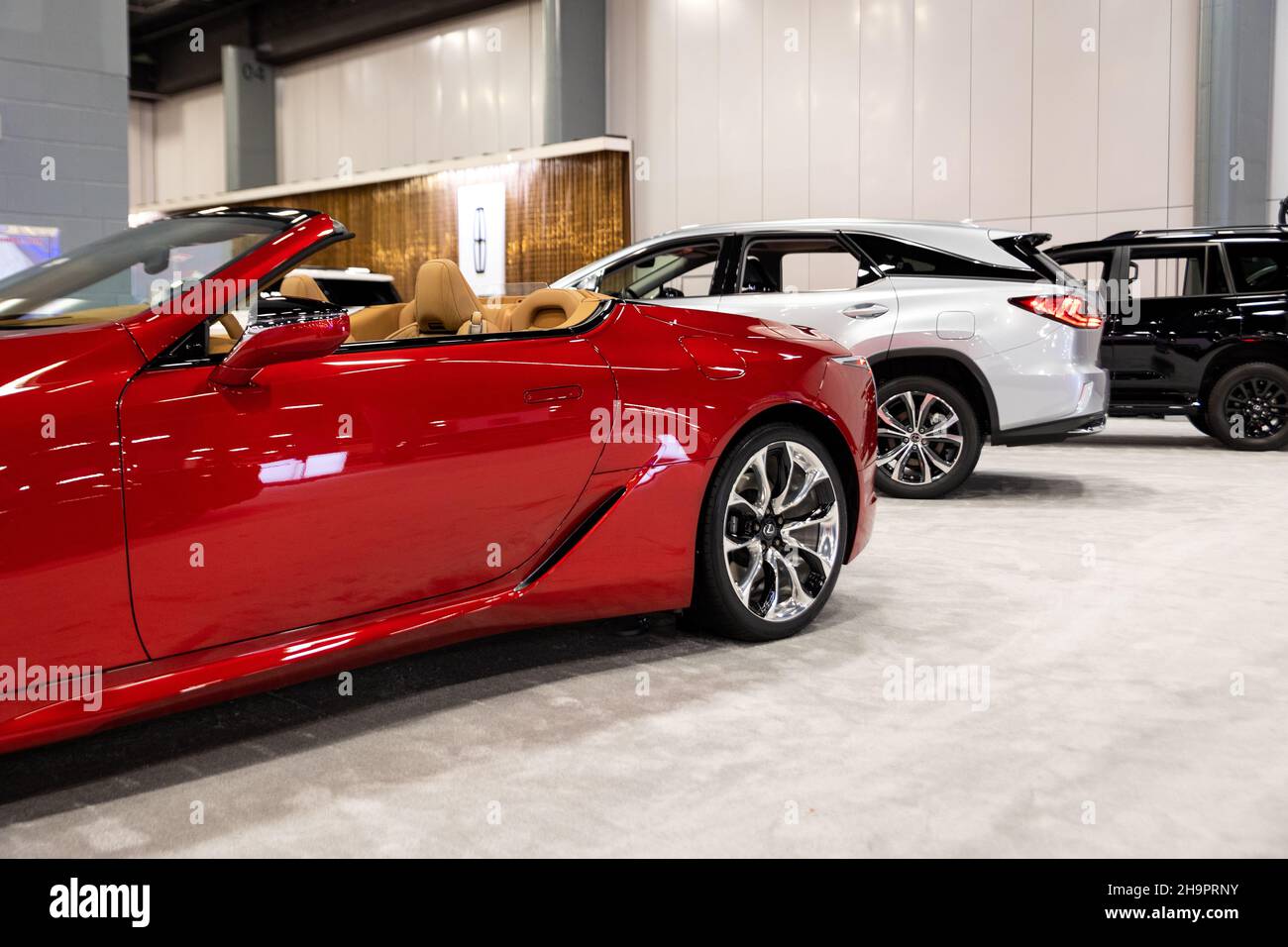 Florida Automobile Dealers Association presenta il Miami International Auto Show che si svolge dal 16 al 24 ottobre 2021 al Miami Beach Convention Center. Foto Stock Florida Automobile Dealers Association presenta il Miami International Auto Show che si svolge dal 16 al 24 ottobre 2021 al Miami Beach Convention Center. Foto Stock