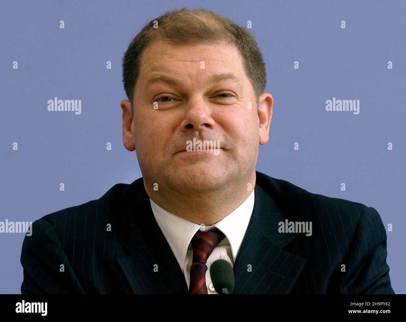 Berlino, Germania. 05th Nov 2003. OLAF Scholz, Generalsekretär der SPD, aufgenommen am 5.11.2003 a Berlino. Credit: dpa/Alamy Live News Foto Stock