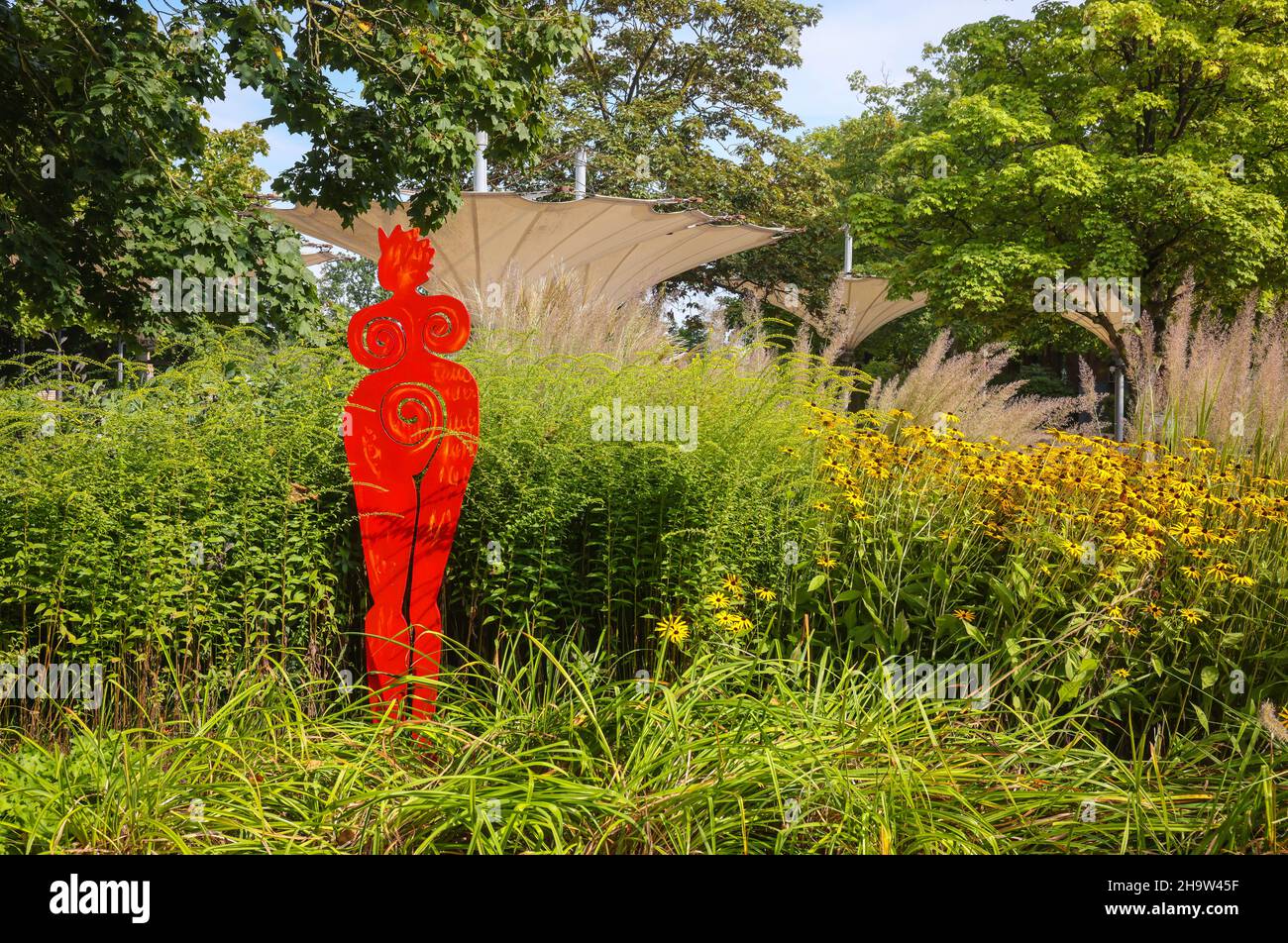 '14.09.2021, Germania, Renania settentrionale-Vestfalia, Hamm - i fiori fioriscono nel giardino perenne di Maximilianpark. Maximilianpark nella città di Westfalia o Foto Stock