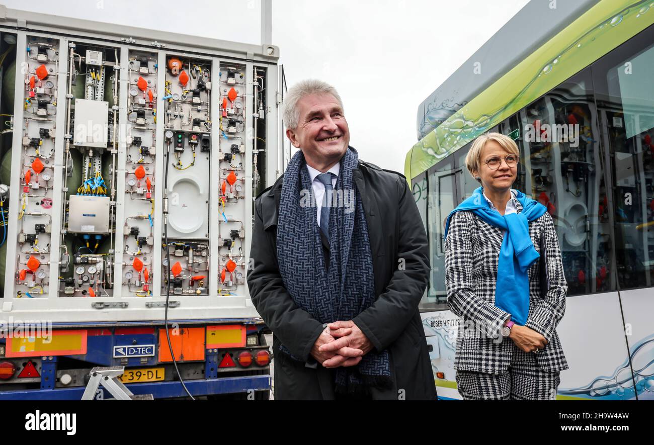 '14.10.2021, Germania, Renania settentrionale-Vestfalia, Muenster - Prof. Andreas Pinkwart, Ministro dell'economia e dell'innovazione dello Stato del Nord Reno- Foto Stock