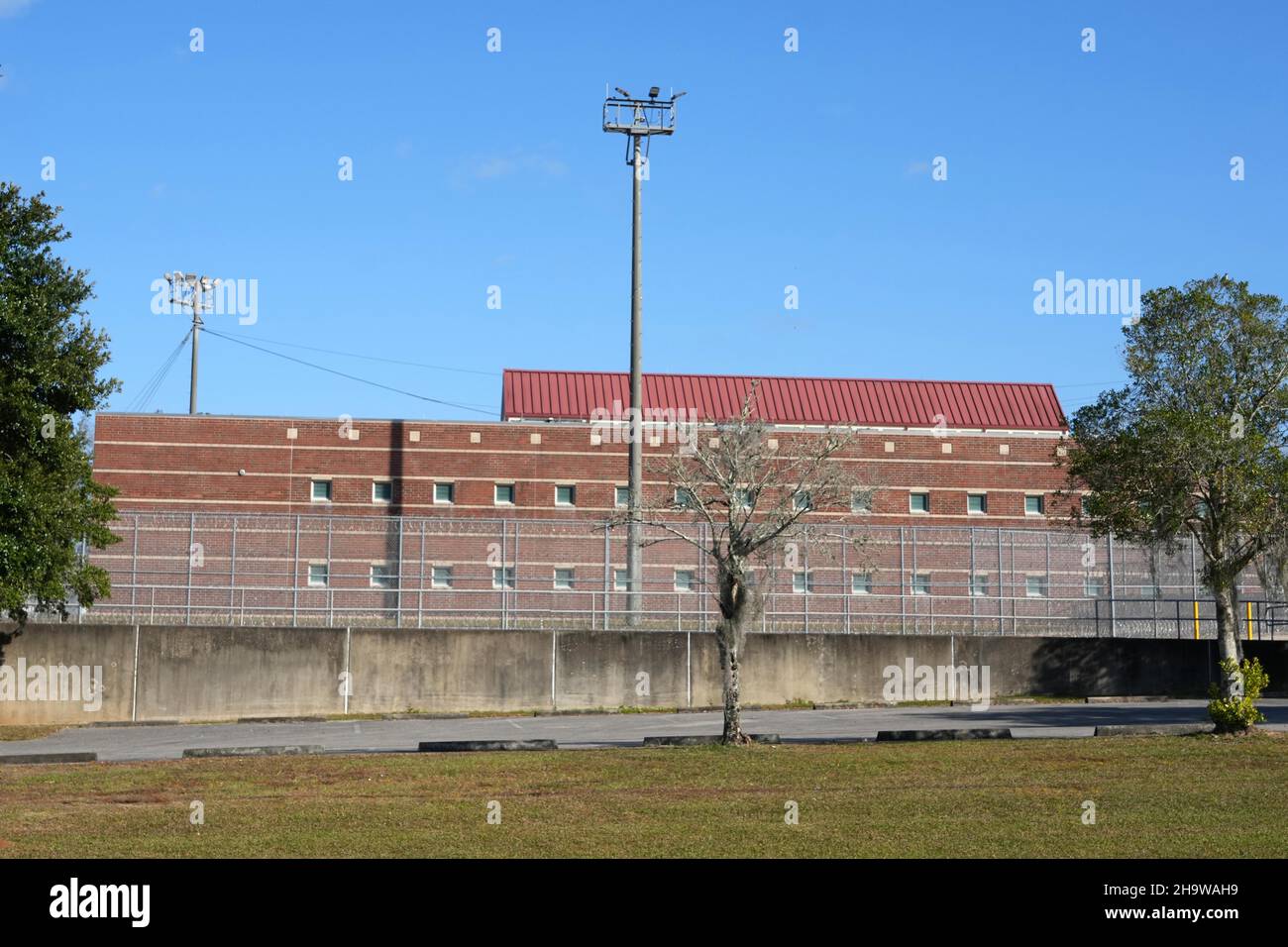L'Istituto federale di correzione e il Centro di detenzione, sabato 20 novembre 2021, a Tallahassee, Fl. Foto Stock