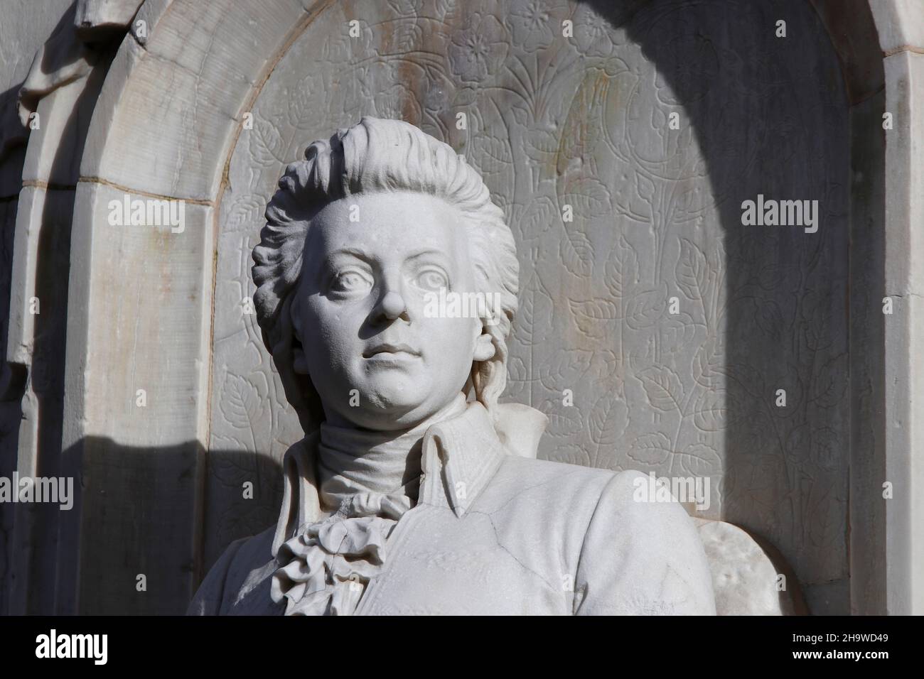 Wolfgang Amadeus Mozart-Denkmal, Berlino (nur fuer redaktionelle Verwendung. Keine Werbung. Referenzdatenbank: http://www.360-berlin.de. © Jens Knappe Foto Stock