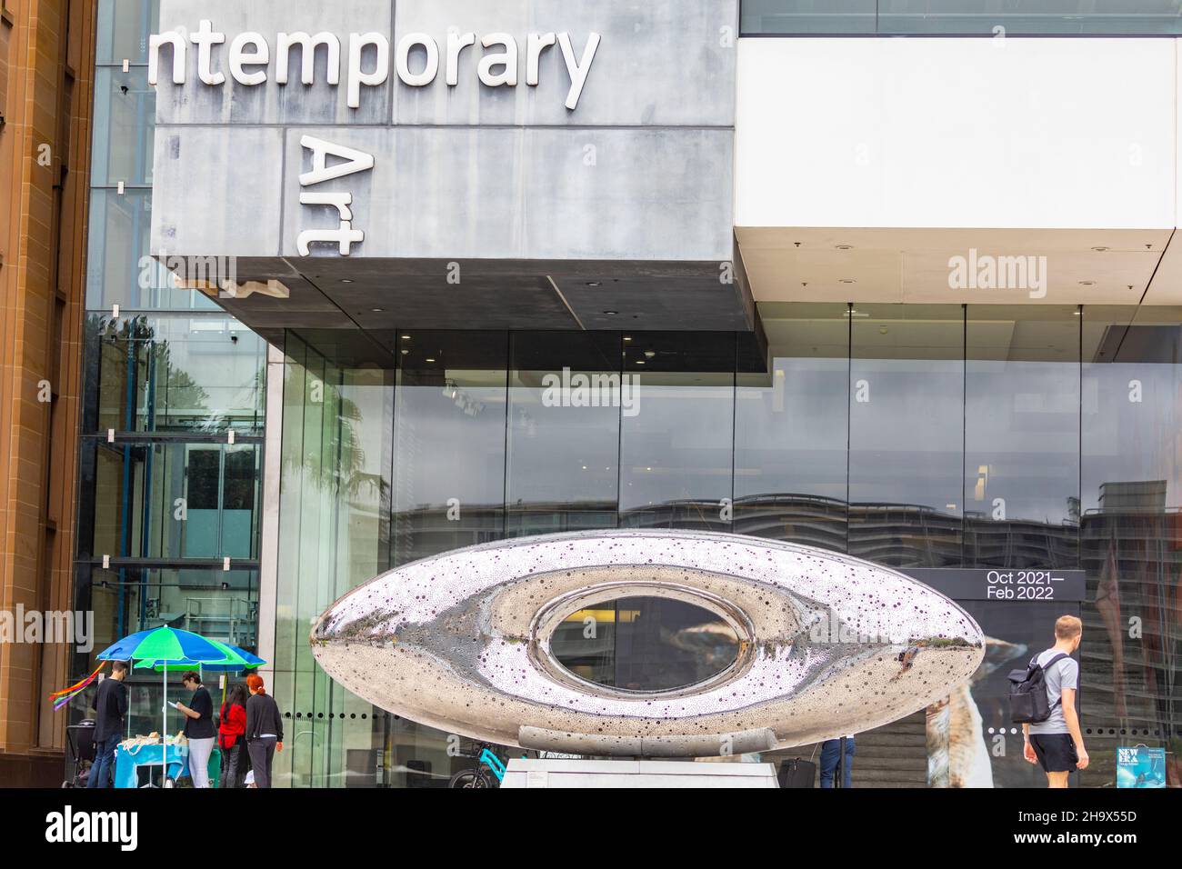 Museo d'Arte Contemporanea a Sydney al molo circolare ovest, scultura Lindy lee fuori, Sydney, Australia Foto Stock