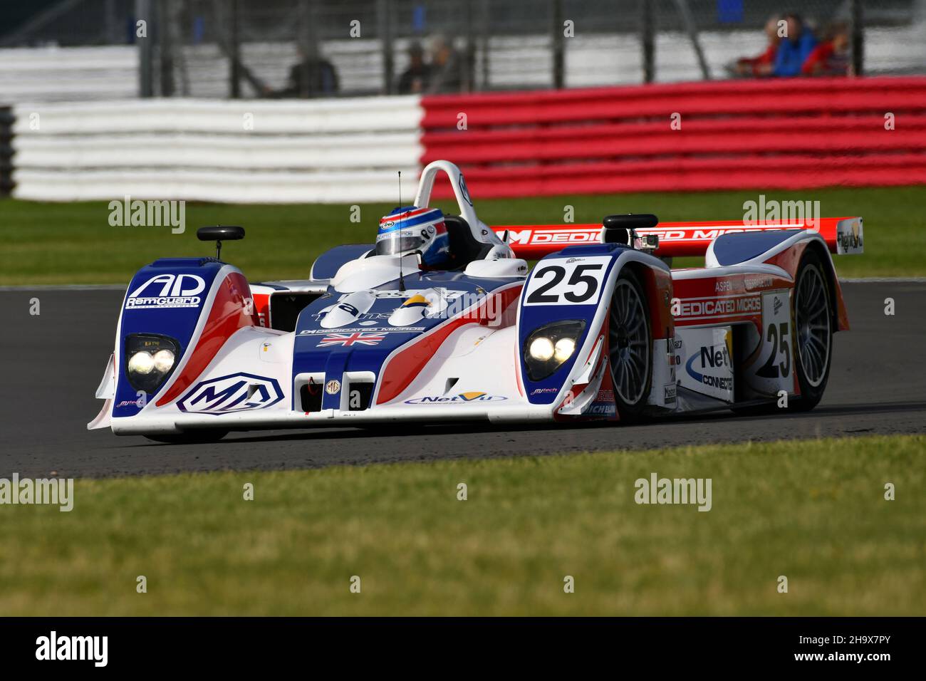 Mike Newton, MG Lola EX257, Masters Endurance Legends, prototipi e vetture GT che hanno gareggiato in prestigiosi eventi mondiali negli anni dal 1995 al 201 Foto Stock