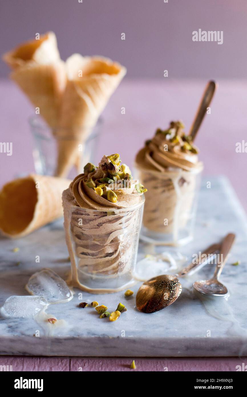 Caffè e gelato dolce cardamomo Foto Stock