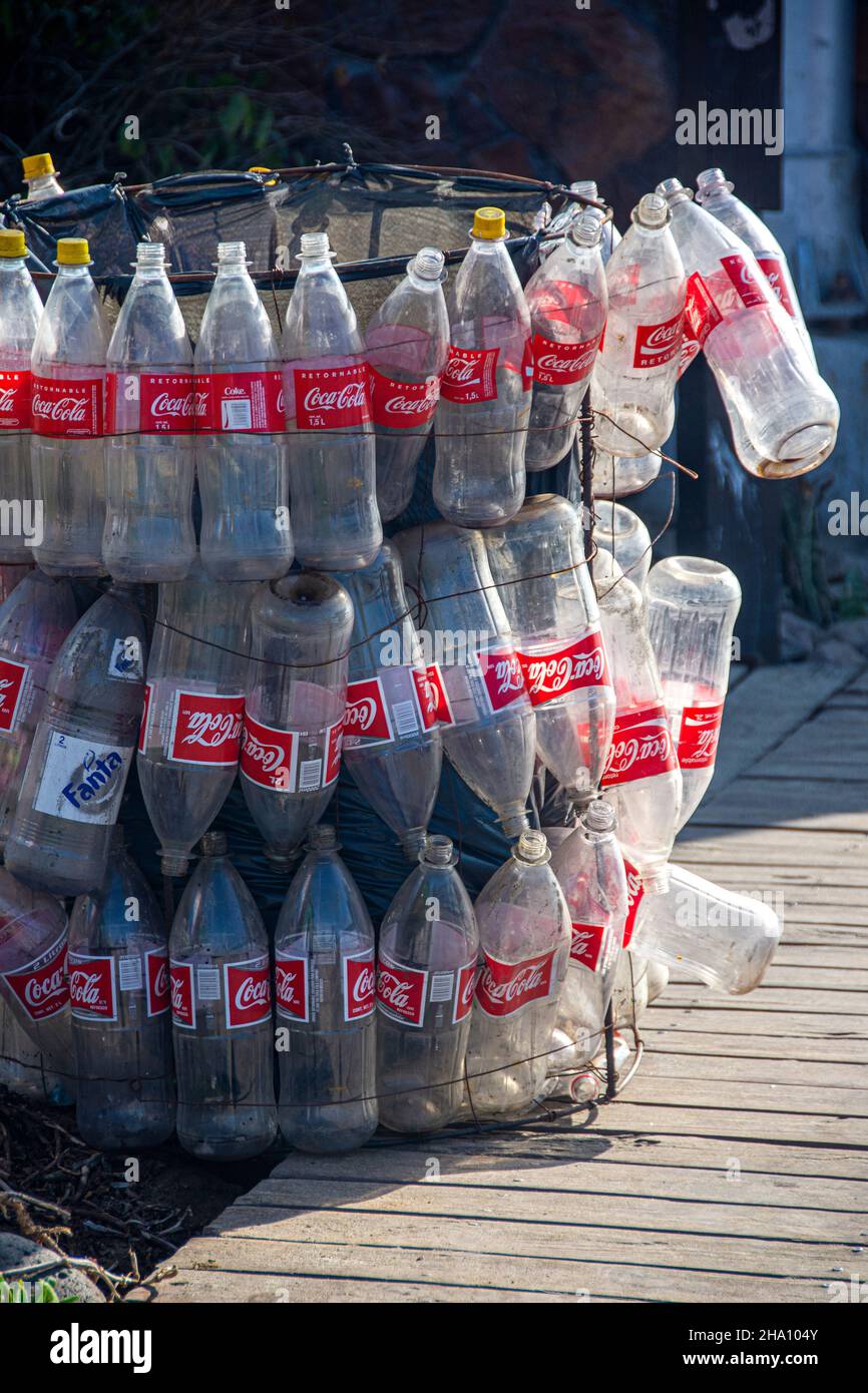 Un centro di riciclaggio a Tijuana, Baja California, Messico. Focalizzato sull'acquisizione di bottiglie in plastica. Foto Stock