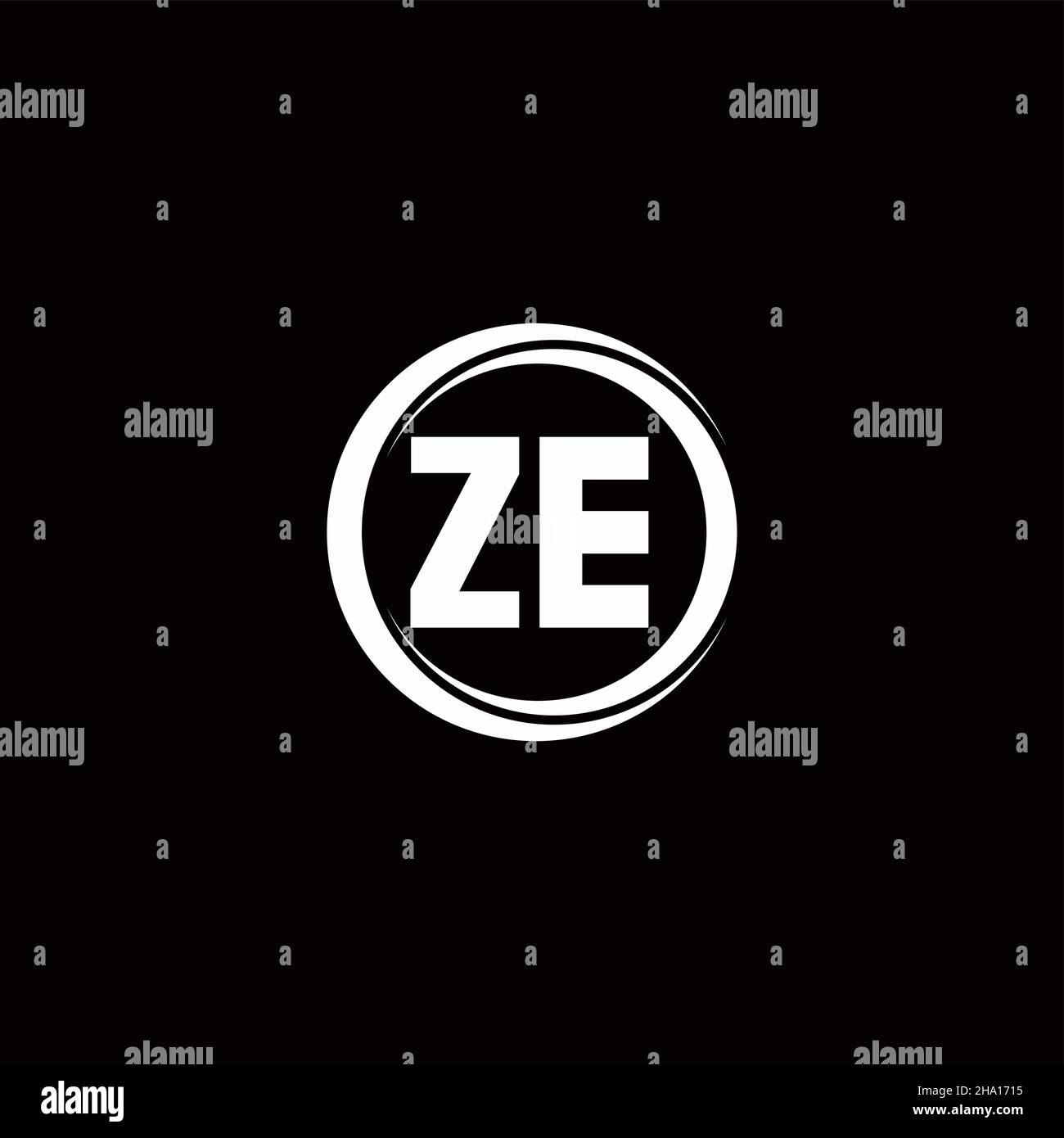 Logo ZE monogramma lettera iniziale con sezione circolare modello di design arrotondato isolato su sfondo nero Illustrazione Vettoriale