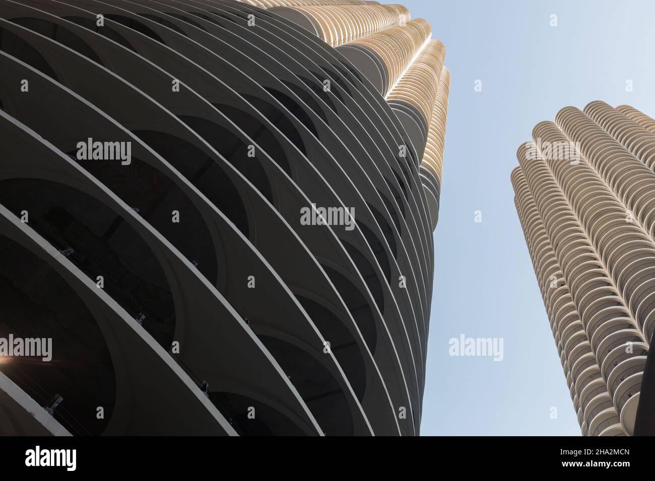 Chicago, Illinois, USA Marina City progettato dall'architetto Bertrand Goldberg. Foto Stock