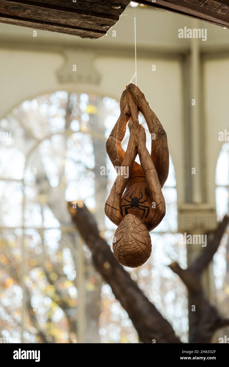 Palazzo di cristallo, Parco del Retiro, Madrid. Mostra Kidlak Tahimik Foto Stock