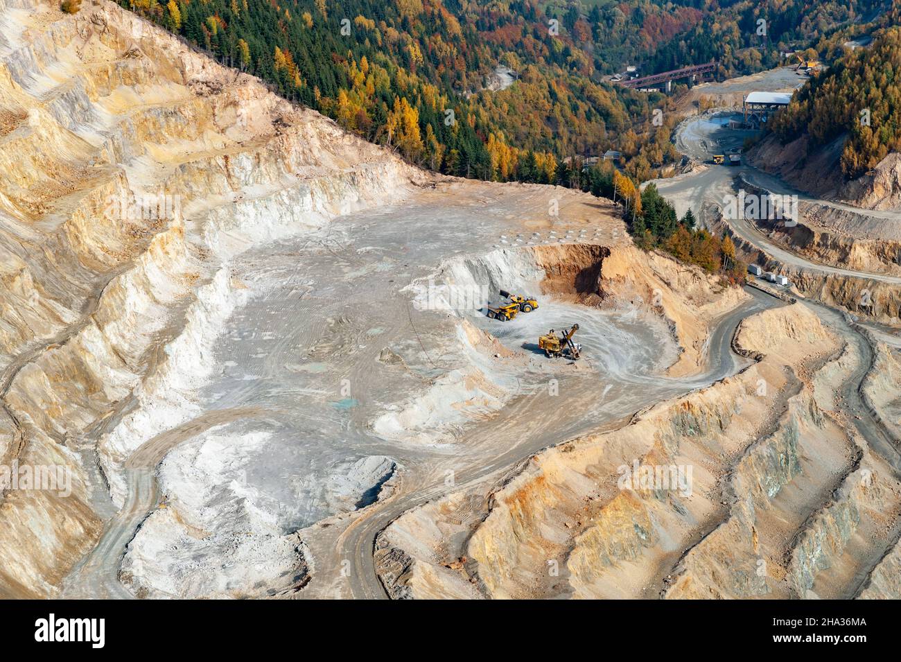 La miniera di rame di superficie di Rosia Poieni in Romania, nella contea di Alba Foto Stock