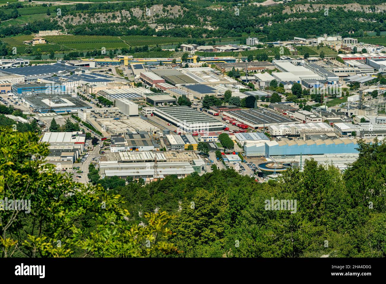 Area commerciale ed industriale di Rovereto. Rovereto, Provincia di Trento, Trentino Alto Adige, Italia, Europa Foto Stock