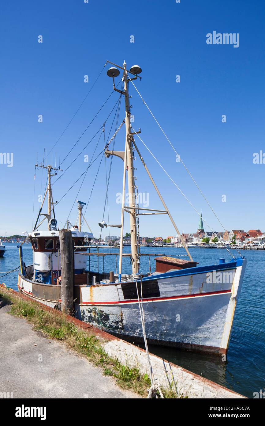 pesca cutter,vorderzeile,promenade,lübeck-travemünde,schleswig-holstein,germania,europa Foto Stock