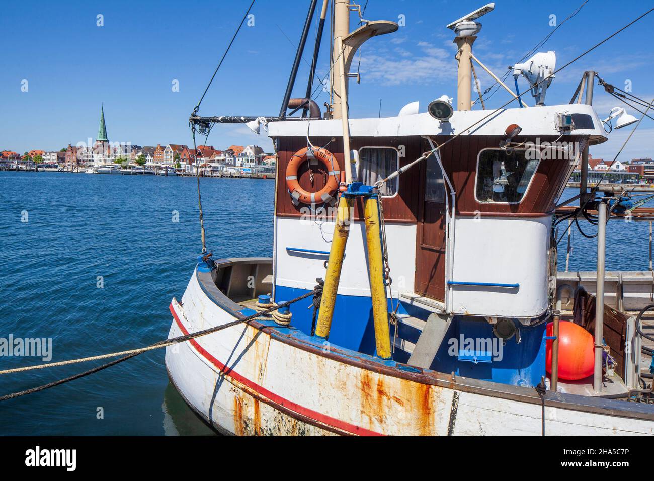 pesca cutter,vorderzeile,promenade,lübeck-travemünde,schleswig-holstein,germania,europa Foto Stock