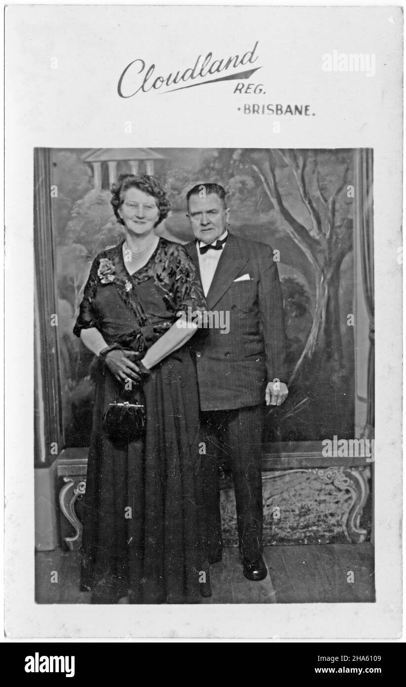 Fotografia di una coppia più anziana al Cloudland Ballroom di Brisbane, Australia, circa 1950. Collezione famiglia McKechnie. Foto Stock