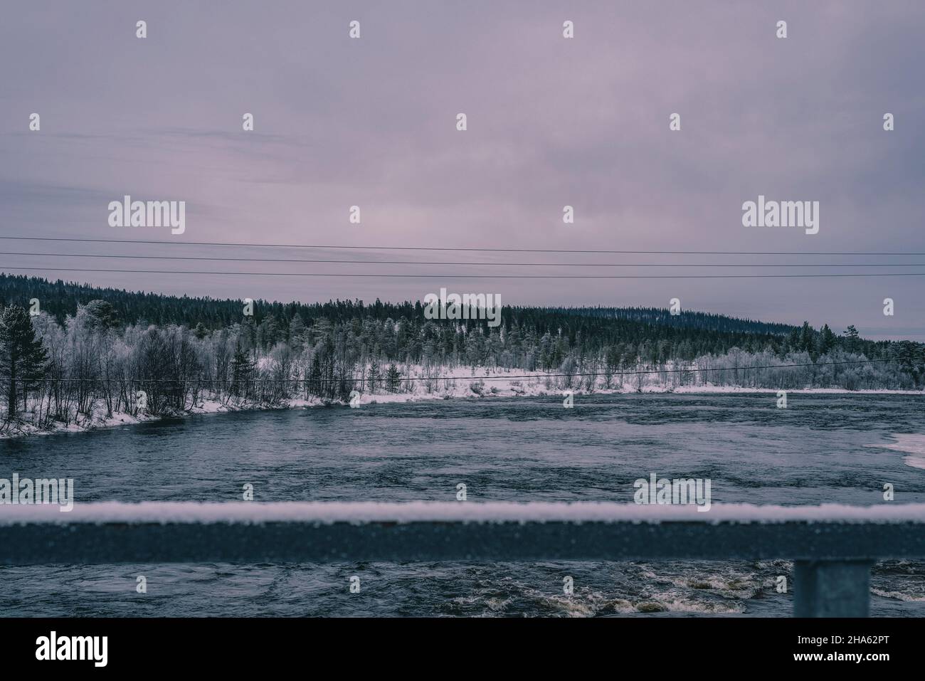 fiume vuontisjärvi, kemijoki, lapponia, finlandia Foto Stock