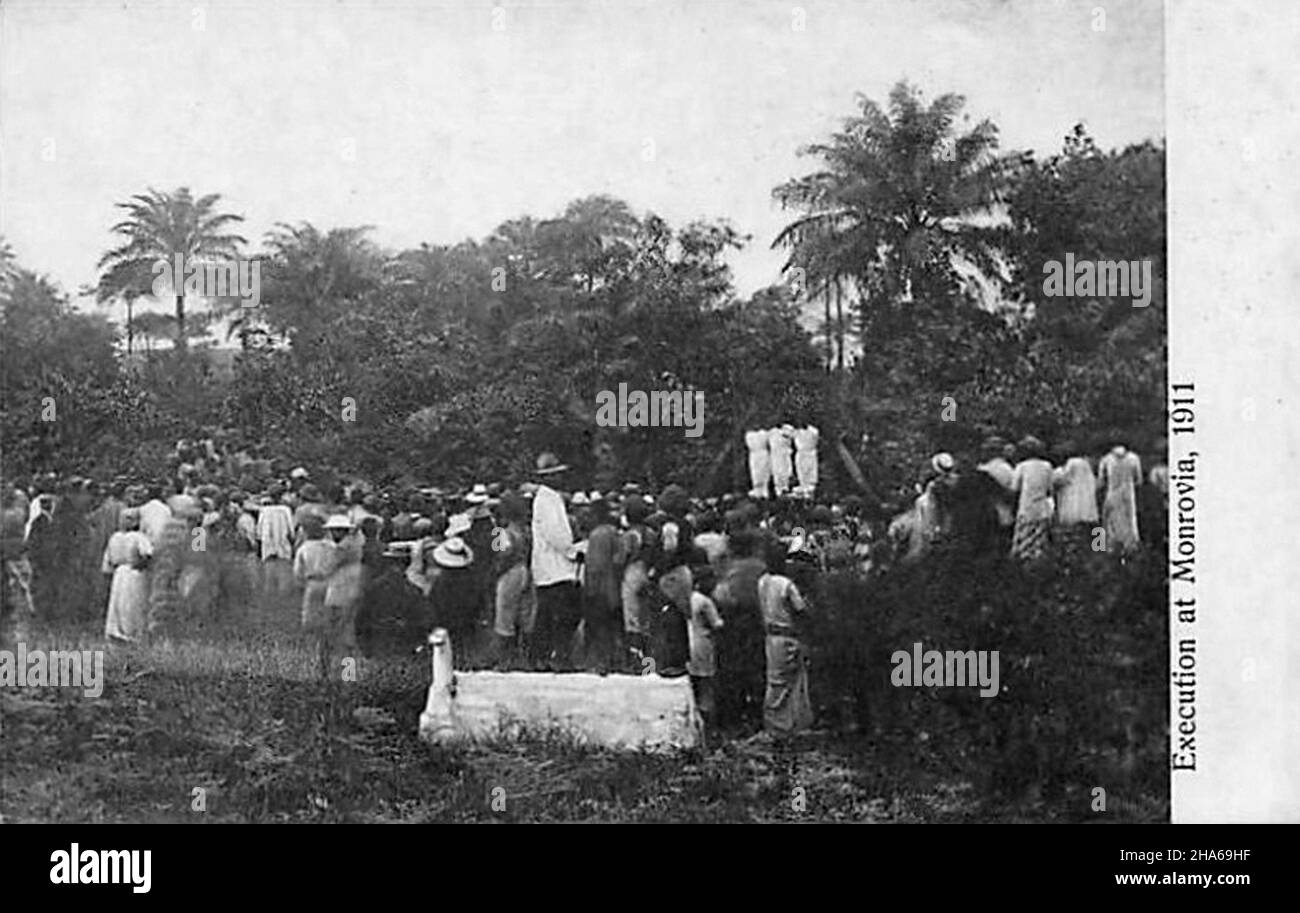 Cartolina con un appeso di tre persone a Monrovia, 1911 Foto Stock