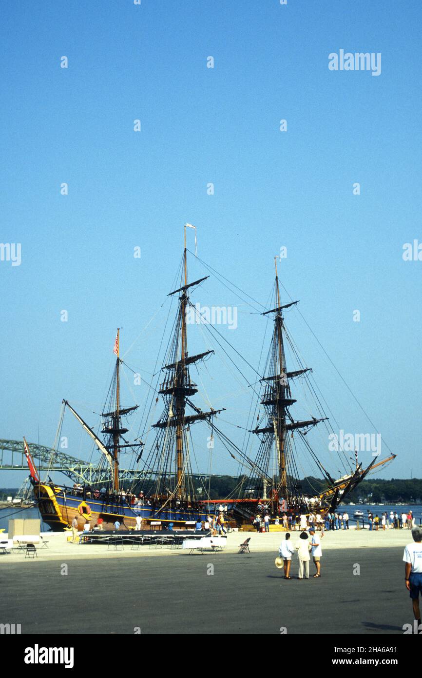 HMB Endeavour, una riproduzione della nave utilizzata dal capitano James Cook durante i suoi viaggi nell'Oceano Pacifico. Foto Stock