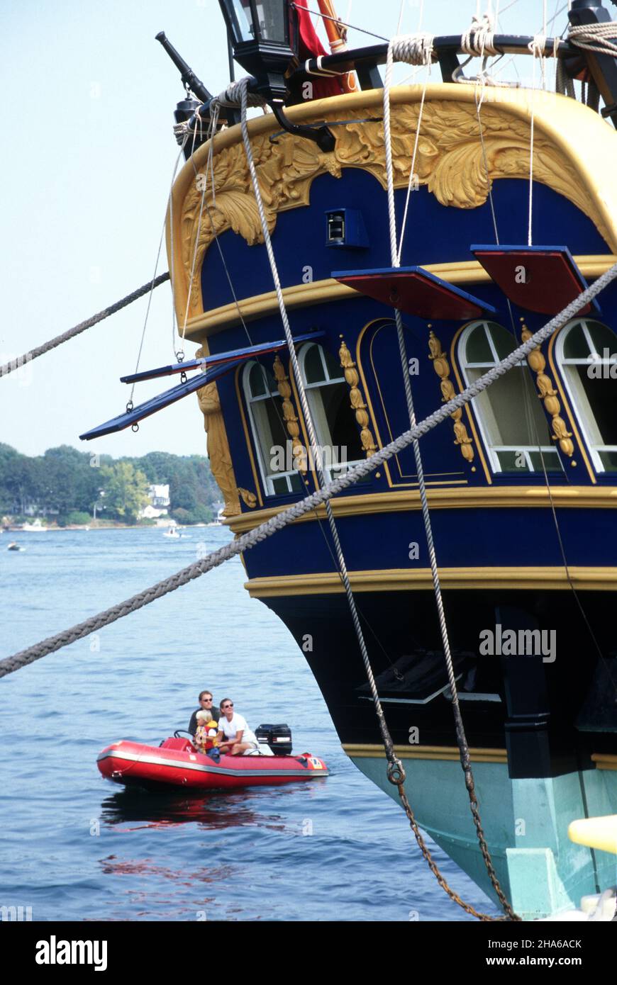 HMB Endeavour, una riproduzione della nave utilizzata dal capitano James Cook durante i suoi viaggi nell'Oceano Pacifico. Foto Stock