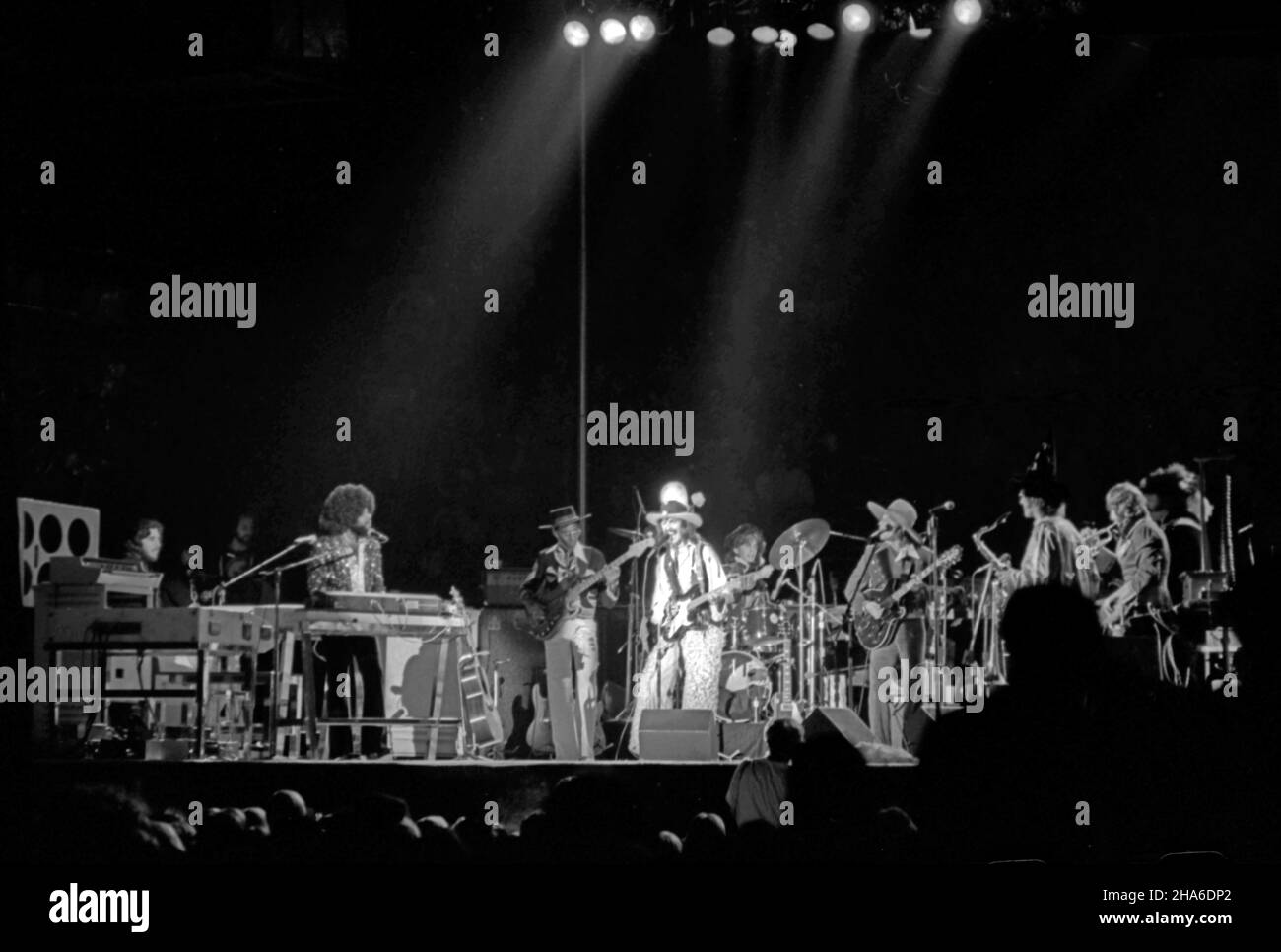George Harrison, Billy Preston in concerto a S.F., CA circa 1970s Foto Stock