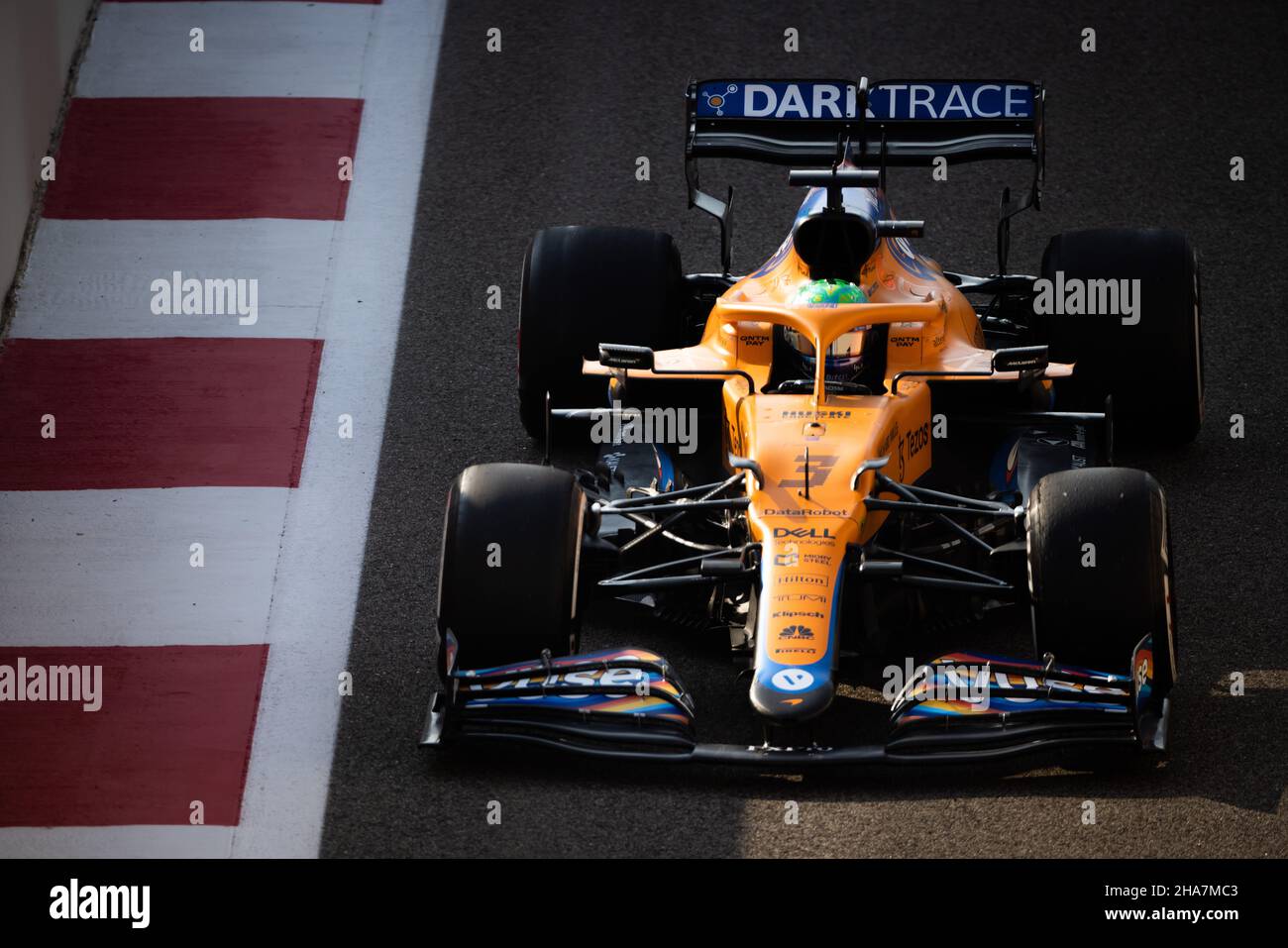 Abu Dhabi, Abu Dhabi. 11th Dic 2021. Daniel Ricciardo (AUS) McLaren MCL35M. Gran Premio di Abu Dhabi, sabato 11th dicembre 2021. Yas Marina Circuit, Abu Dhabi, Emirati Arabi Uniti. Credit: James Moy/Alamy Live News Foto Stock