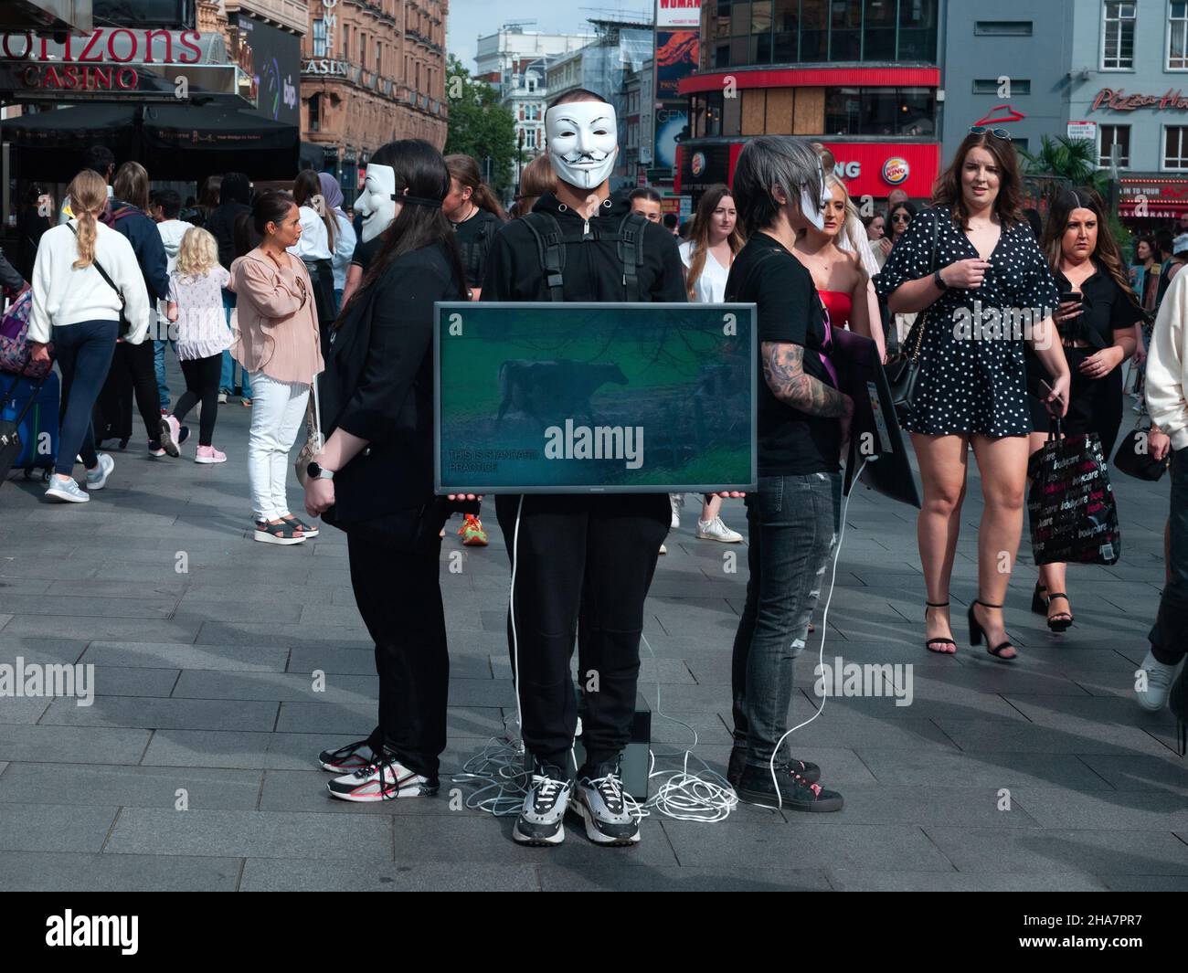 I manifestanti dei diritti degli animali, Leicester Square, Londra, Regno Unito Foto Stock