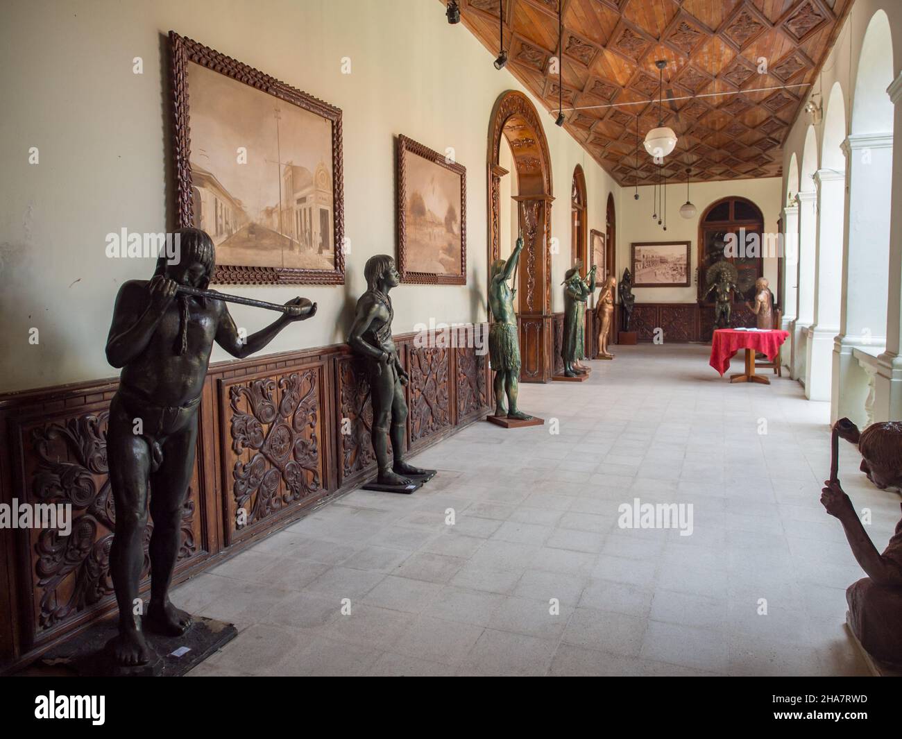 Iquitos, Perù, dicembre 2017: Museo di storia a Iquitos, Perù. 'Museo De Iquitos' Sudamerica. Ministero della Cultura. Amazzonia. Foto Stock