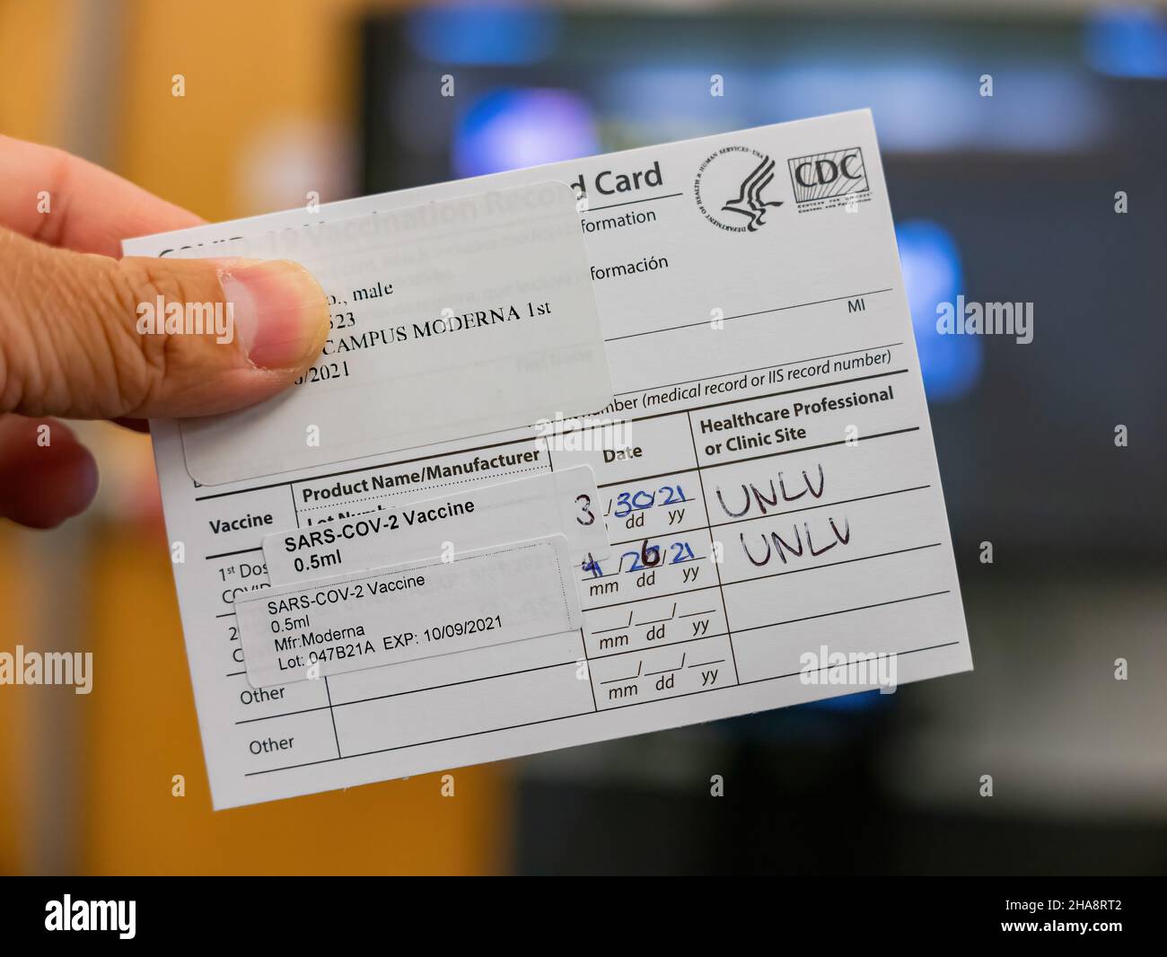 Las Vegas, Apr 26 2021 - primo piano di una scheda di registrazione della vaccinazione Foto Stock