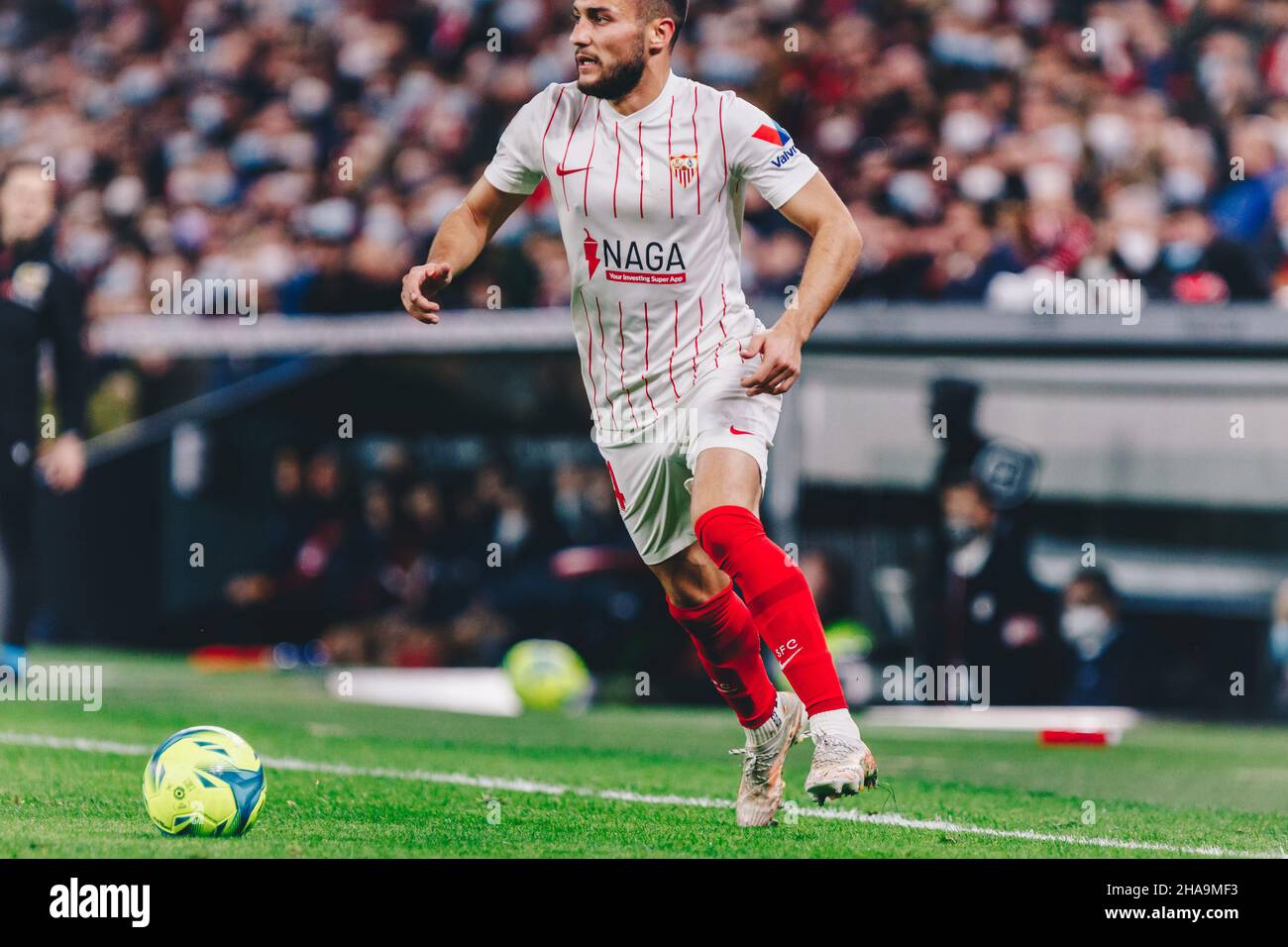 Bilbao, Paesi Baschi, Spagna. 12th Dic, 2021. Midfielder 'CAR R. (14) da Siviglia durante la partita la Liga Santander tra Athletic Club e Sevilla FC allo stadio San Mames. (Credit Image: © Edu del Fresno/ZUMA Press Wire) Credit: ZUMA Press, Inc./Alamy Live News Foto Stock