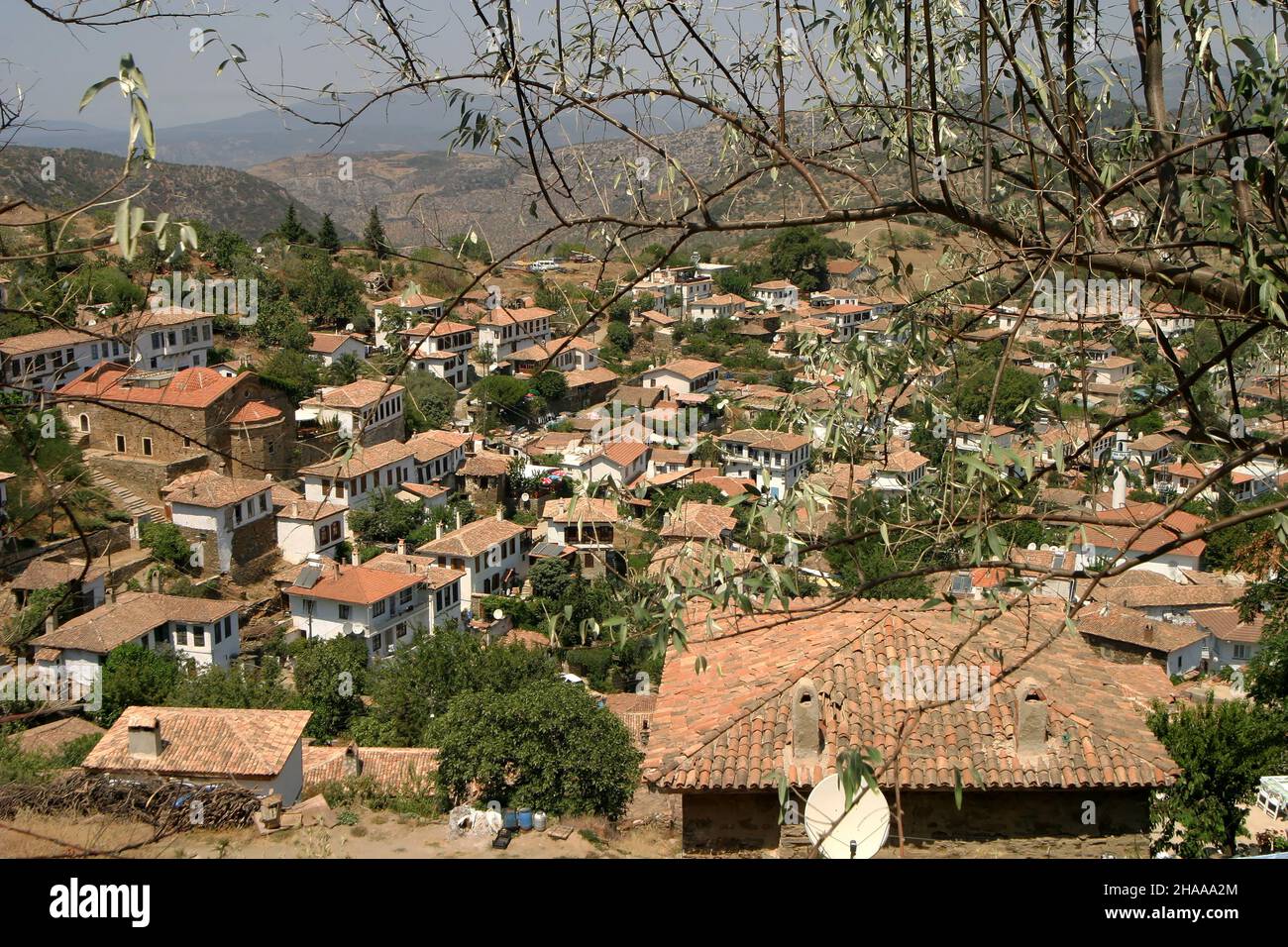 Sirince Village nel distretto di Selcuk, Izmir in Turchia. Sirince è un  villaggio di 600 abitanti della provincia di Izmir Foto stock - Alamy