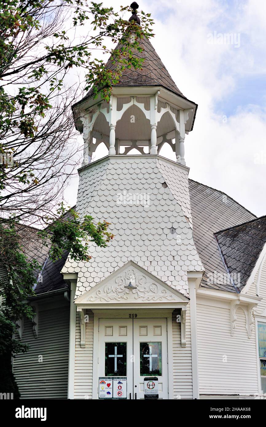 Un disegno insolito definisce la Chiesa universalista unitaria di Stockton, Illinois. Foto Stock