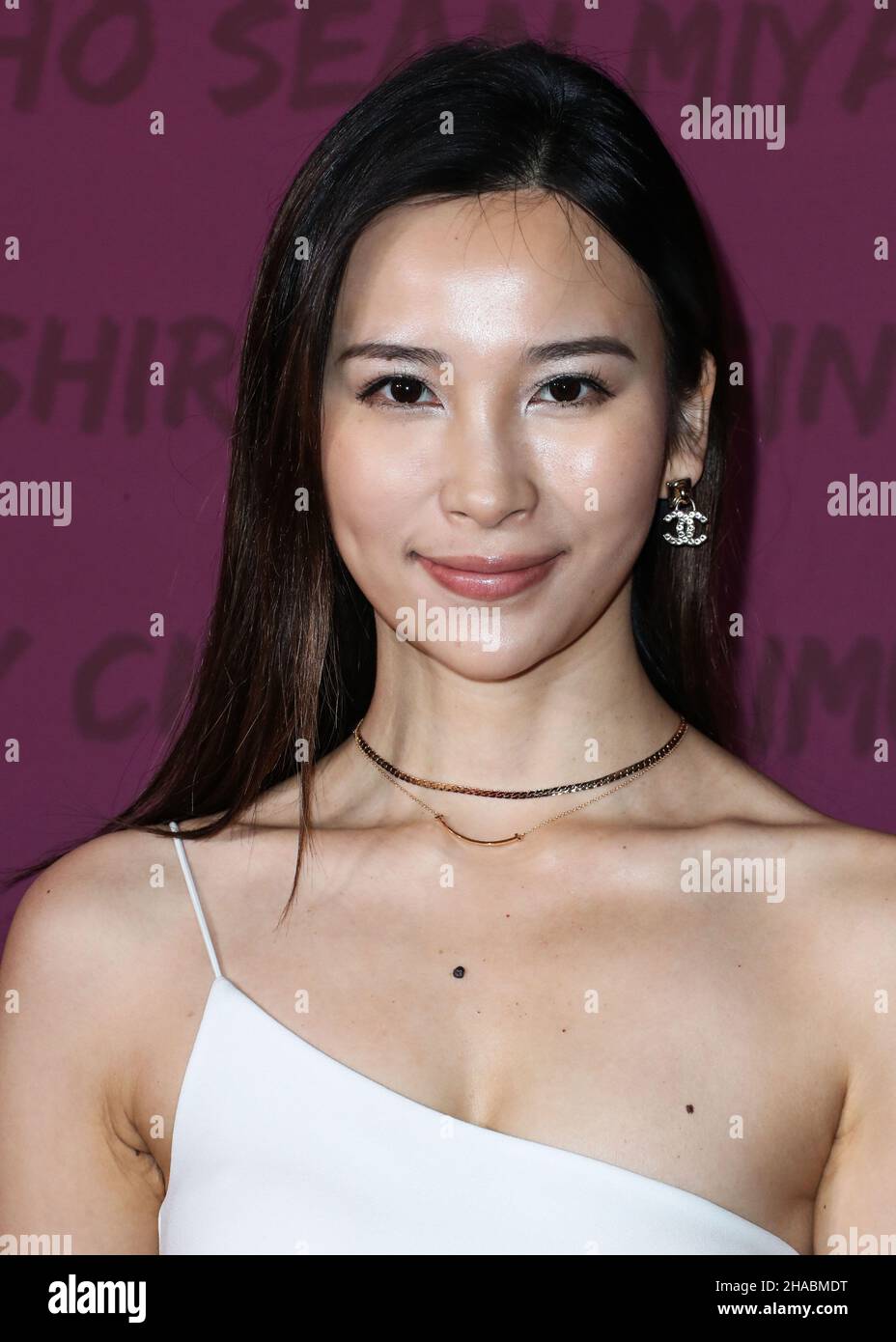 Beverly Hills, Stati Uniti. 11th Dic 2021. BEVERLY HILLS, LOS ANGELES, CALIFORNIA, Stati Uniti d'America - DICEMBRE 11: Christina Jin arriva al 19th Annual Unforgettable Gala Asian American Awards tenutosi al Beverly Hilton Hotel il 11 Dicembre 2021 a Beverly Hills, Los Angeles, California, Stati Uniti. (Foto di Xavier Collin/Image Press Agency/Sipa USA) Credit: Sipa USA/Alamy Live News Foto Stock