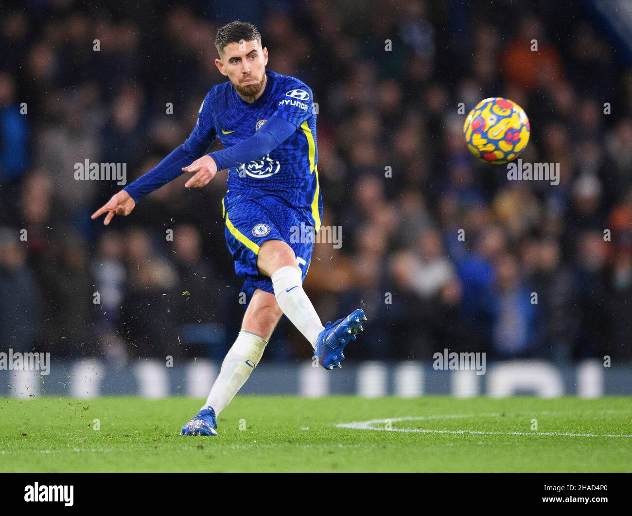 Londra, Regno Unito. 11th Dic 2021. 11 dicembre - Chelsea contro Leeds United - Premier League - Stamford Bridge Jorginho durante la partita della Premier League a Stamford Bridge, Londra. Picture Credit : Credit: Mark Pain/Alamy Live News Foto Stock