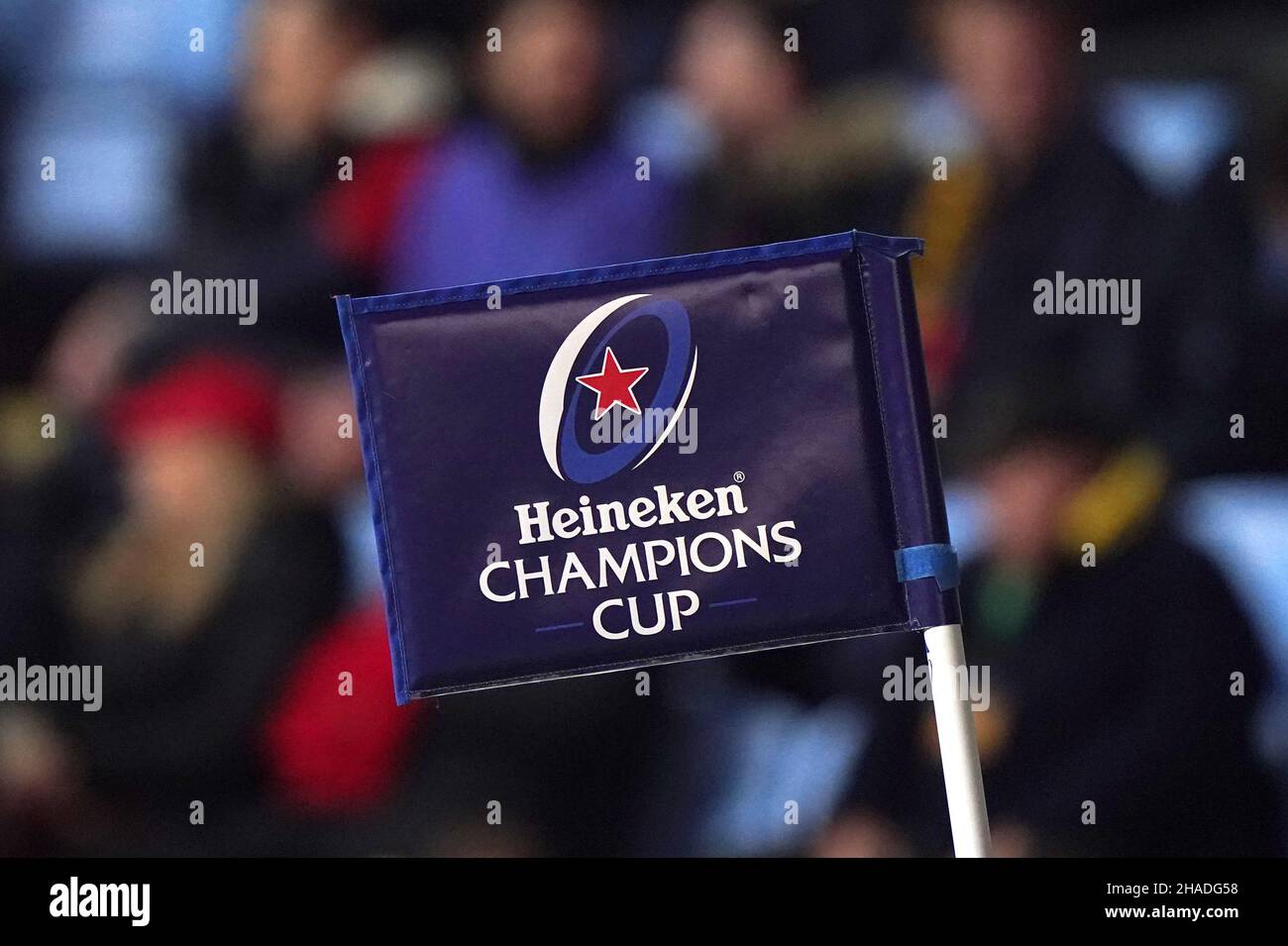 Una visione generale della Heineken Champions Cup marchiando su una bandiera d'angolo durante la Heineken Champions Cup Pool Una partita alla Ricoh Arena, Coventry Foto data: Domenica 12 dicembre 2021. Foto Stock