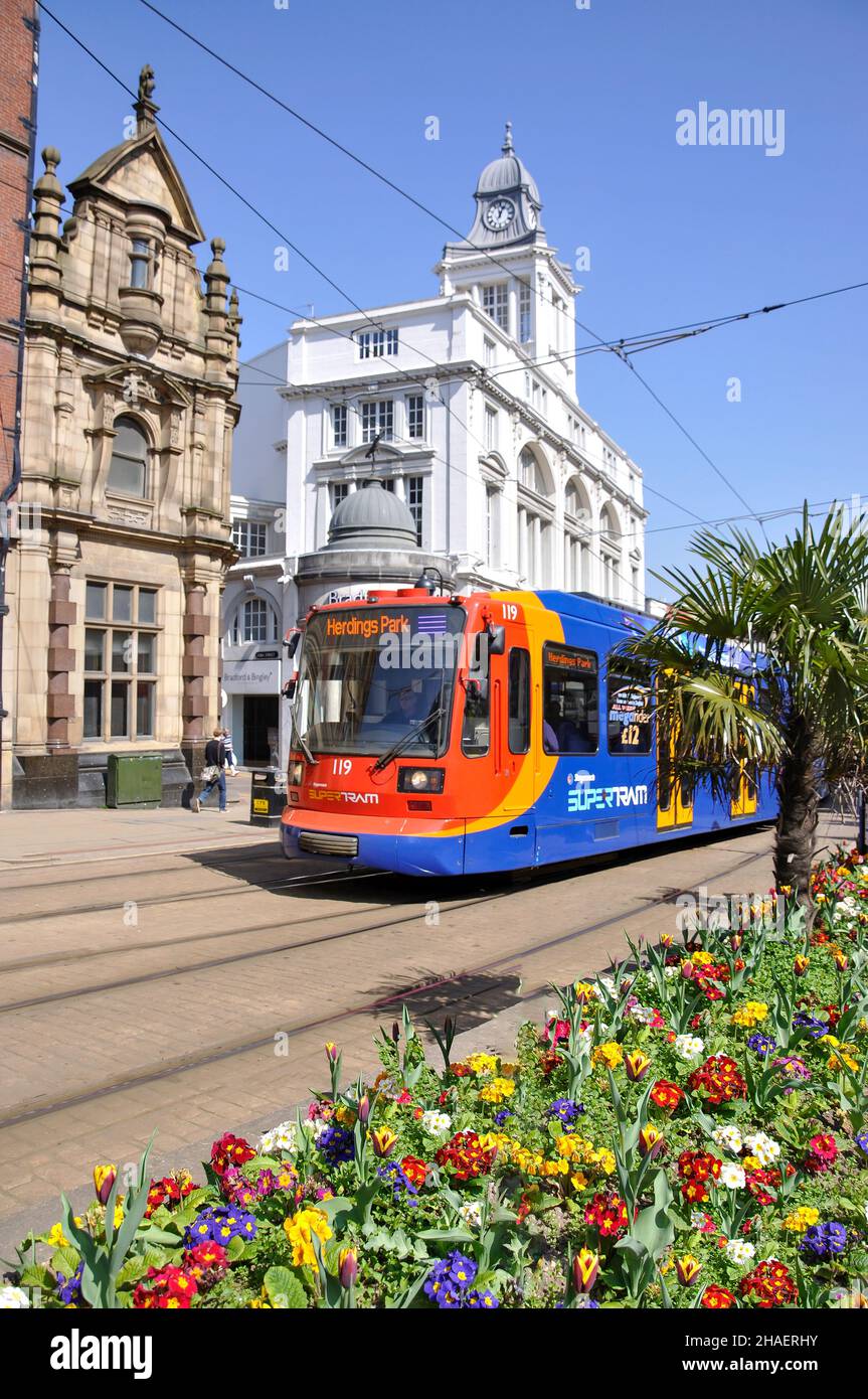 Supertram di Sheffield Light Railway, Sheffield South Yorkshire, Inghilterra, Regno Unito Foto Stock