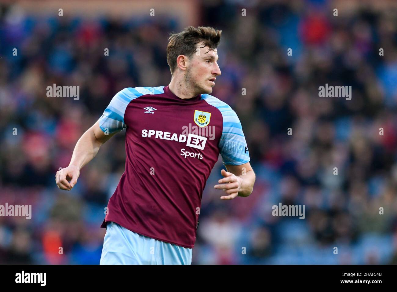 Chris Wood n° 9 di Burnley in azione durante il gioco Foto Stock