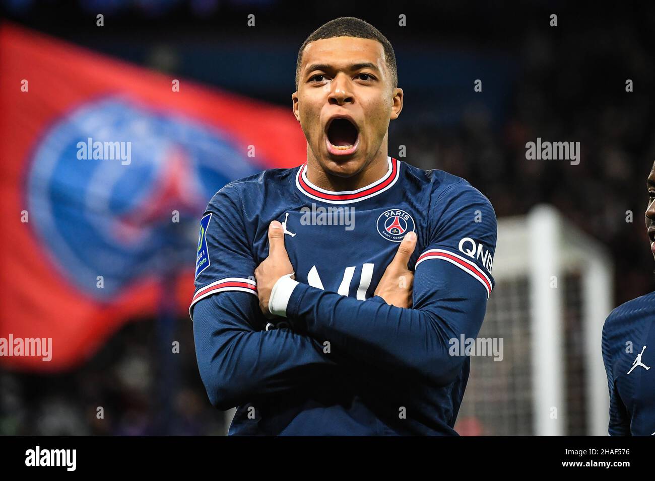 Kylian MBAPPE del PSG celebra il suo obiettivo durante il campionato francese Ligue 1 partita di calcio tra Parigi Saint-Germain e MONACO il 12 dicembre 2021 allo stadio Parc des Princes di Parigi, Francia - Foto: Matthieu Mirville/DPPI/LiveMedia Foto Stock