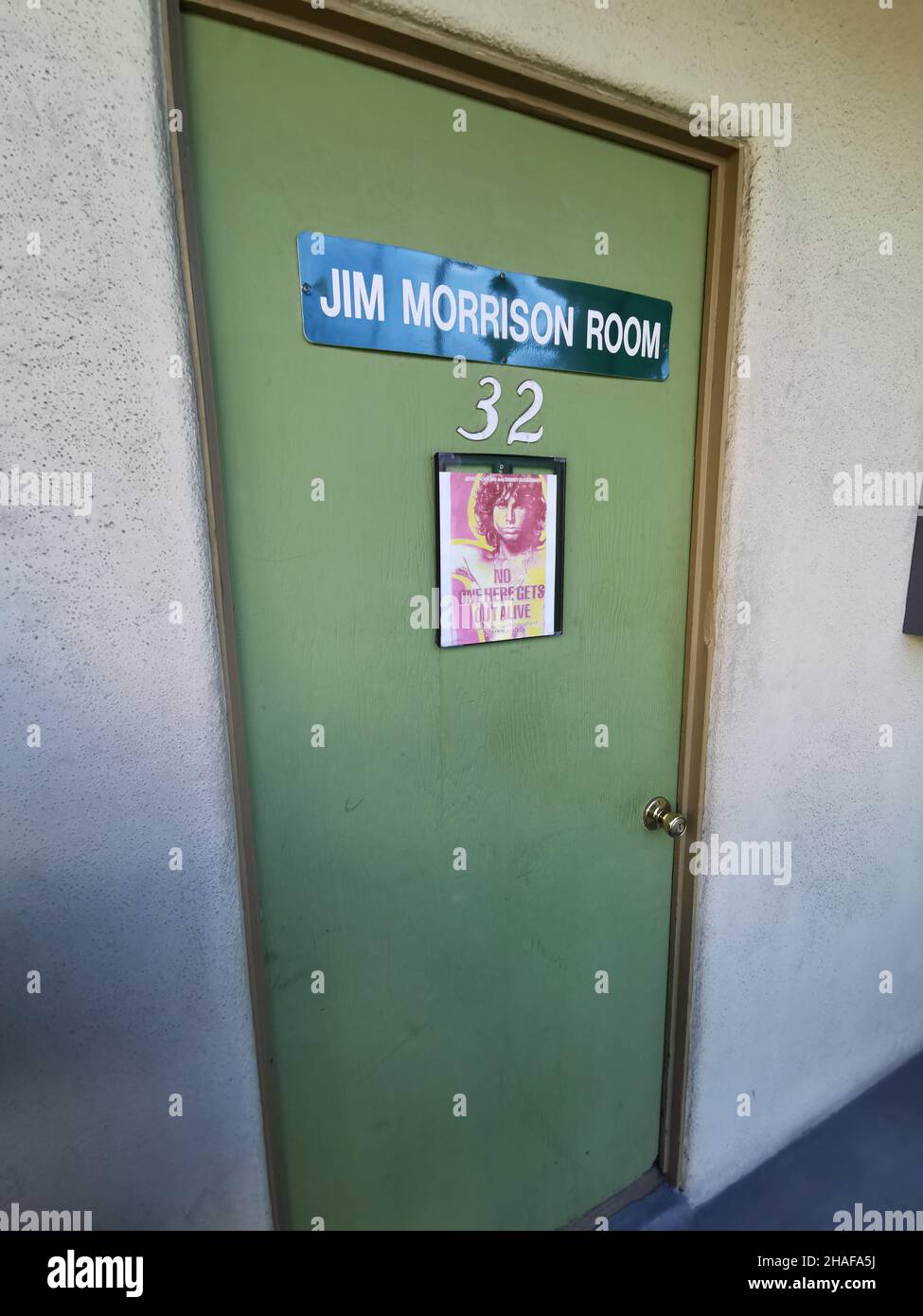LOS ANGELES, STATI UNITI D'AMERICA - Nov 18, 2019: Un colpo verticale della porta alla camera del motel di Jim Morrisons dove viveva a West Hollywood Foto Stock