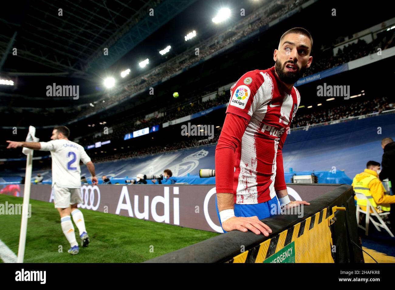 Madrid, spagnolo. 12th Dic 2021. Madrid, Spagna; 12.12.2021.- Real Madrid vs Atletico de Madrid Calcio a la Liga Spagna partita 17 2021-2022 tenutasi a Santiago Bernabeu, Madrid. Credit: Juan Carlos Rojas/dpa/Alamy Live News Foto Stock