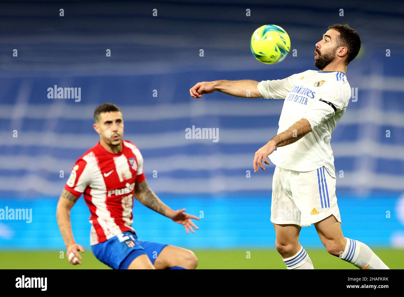 Madrid, spagnolo. 12th Dic 2021. Madrid, Spagna; 12.12.2021.- Real Madrid vs Atletico de Madrid Calcio a la Liga Spagna partita 17 2021-2022 tenutasi a Santiago Bernabeu, Madrid. Real Madrid giocatore Carvajal. Credit: Juan Carlos Rojas/dpa/Alamy Live News Foto Stock
