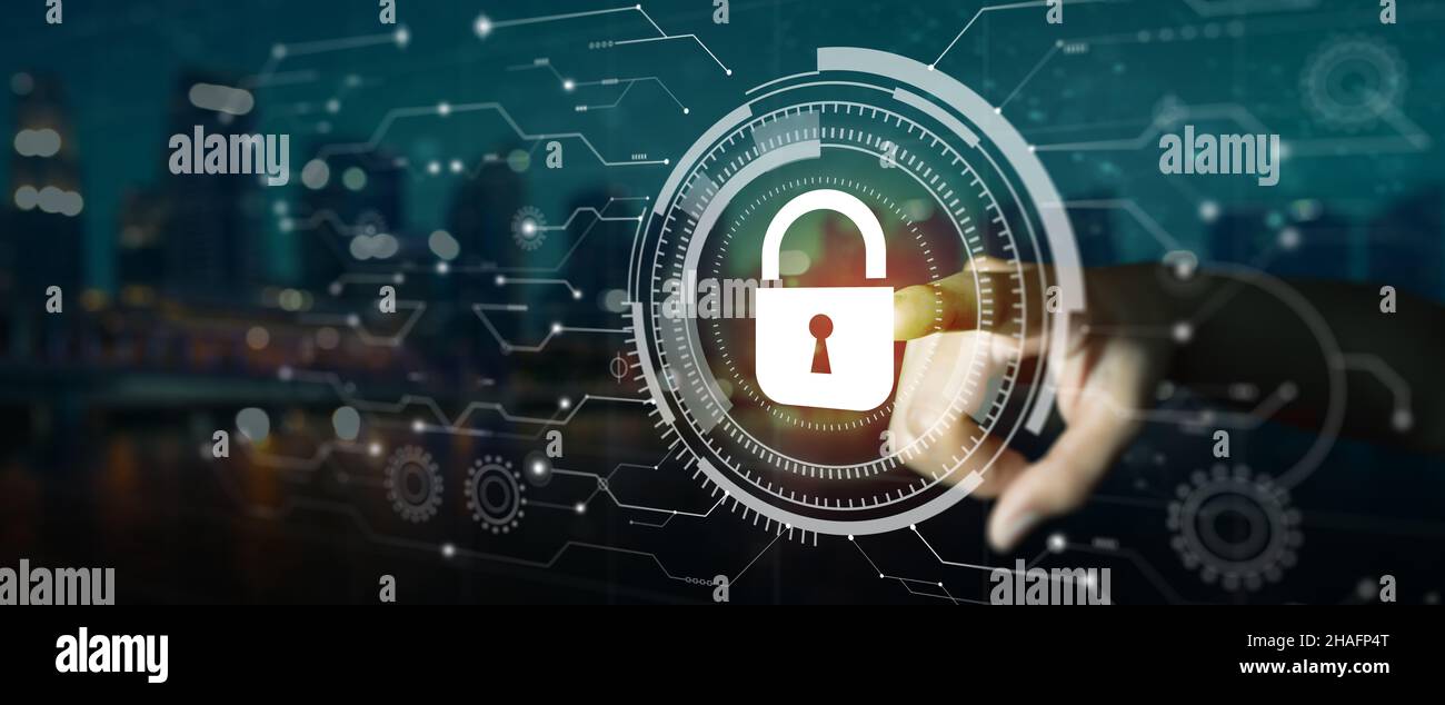 Doppia esposizione della città notturna e protezione dei dati sicurezza informatica Privacy Hologram. Businessman mano che punta le informazioni o protezione di rete wit Foto Stock