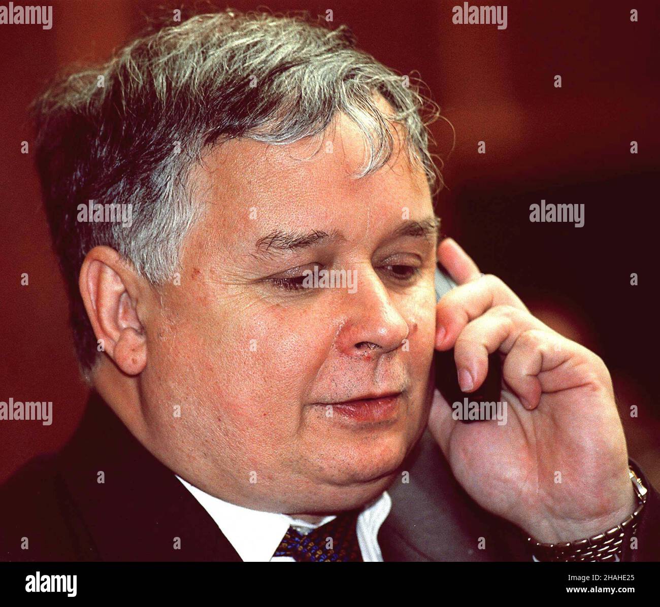 Warszawa, 13.06.2001. Ministro spraw wewnêtrznych, Jaros³aw Kaczyñski. (sig.) PAP/Radek Pietruszka Varsavia, 13.06.2001. Ministro degli interni, Jaroslaw Kaczynski. (sig.) PAP/Radek Pietruszka Foto Stock