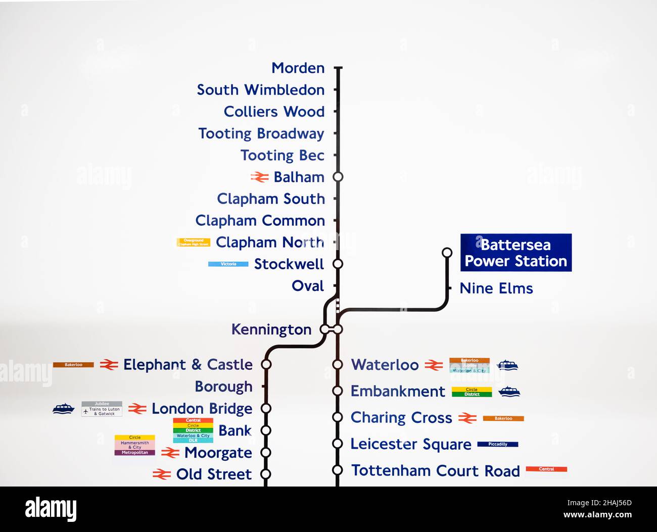 Prolunga Northern Line. Stazione della metropolitana di Battersea, in anticipo rispetto alla sua apertura lunedì 20th settembre. L'estensione Northern Line è Foto Stock