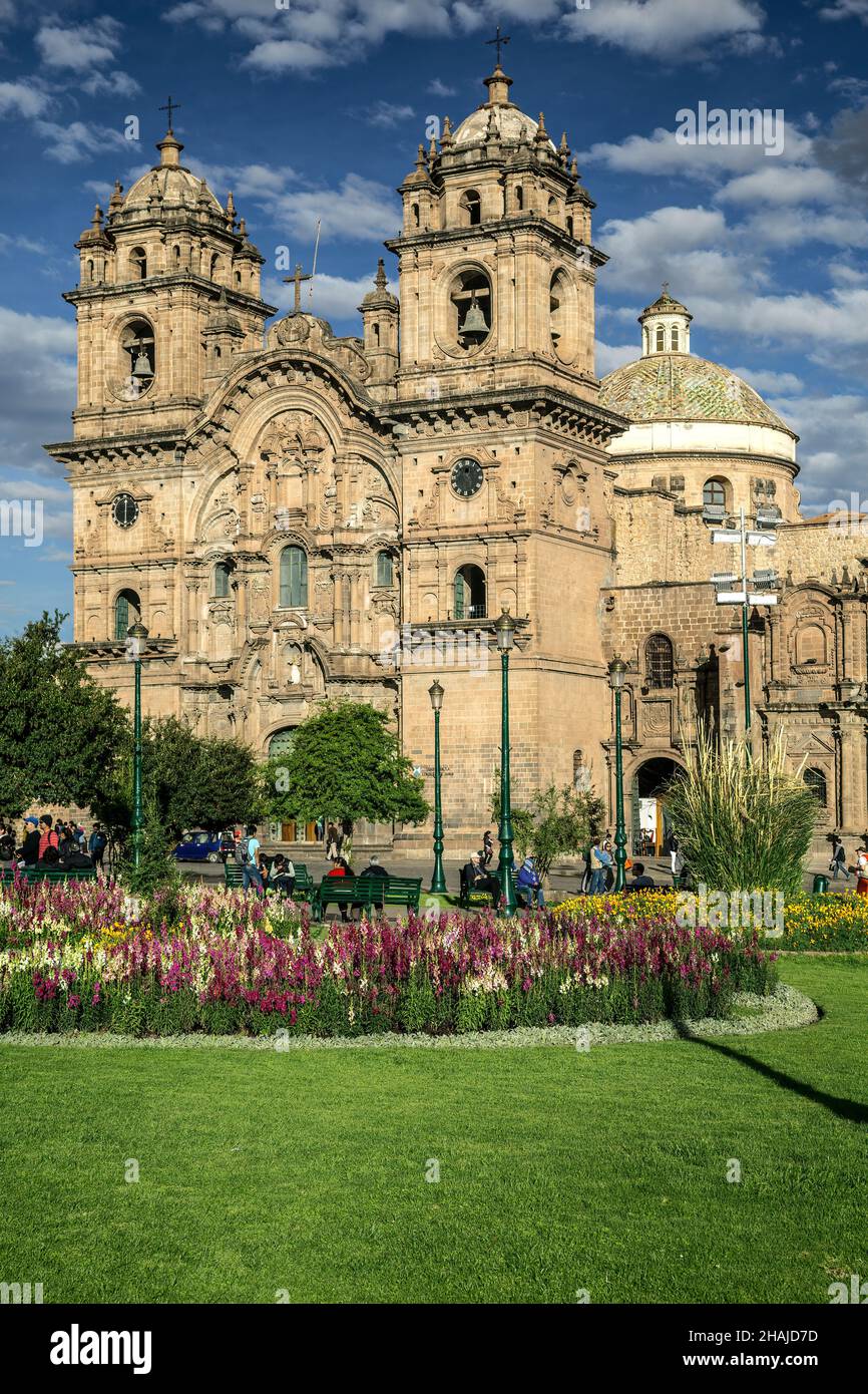 La Società di Gesù (La Compania de Jesus) Chiesa e da Plaza de Armas, Cusco, Perù Foto Stock