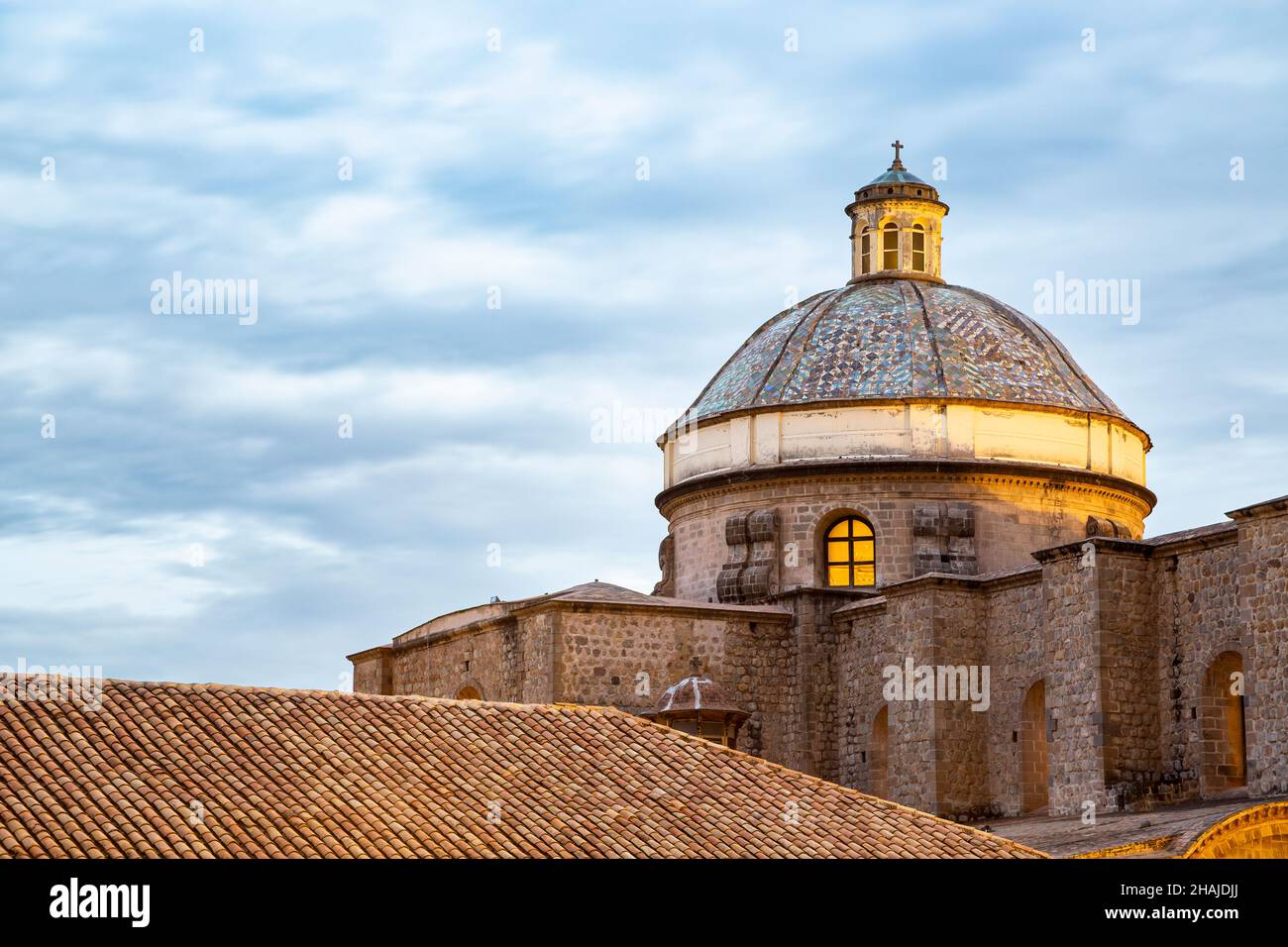 Cupola della Compagnia di Gesù (la Compagnia di Gesù) Chiesa, Cusco, Perù Foto Stock