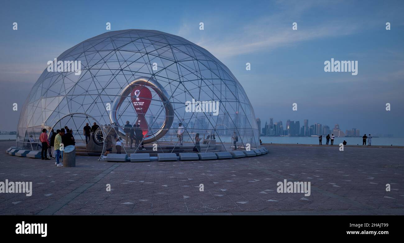 L'Official Countdown Clock della Coppa del mondo FIFA Qatar 2022, powered by Hublot, è stato presentato domenica 21 novembre a Doha Qatar Foto Stock